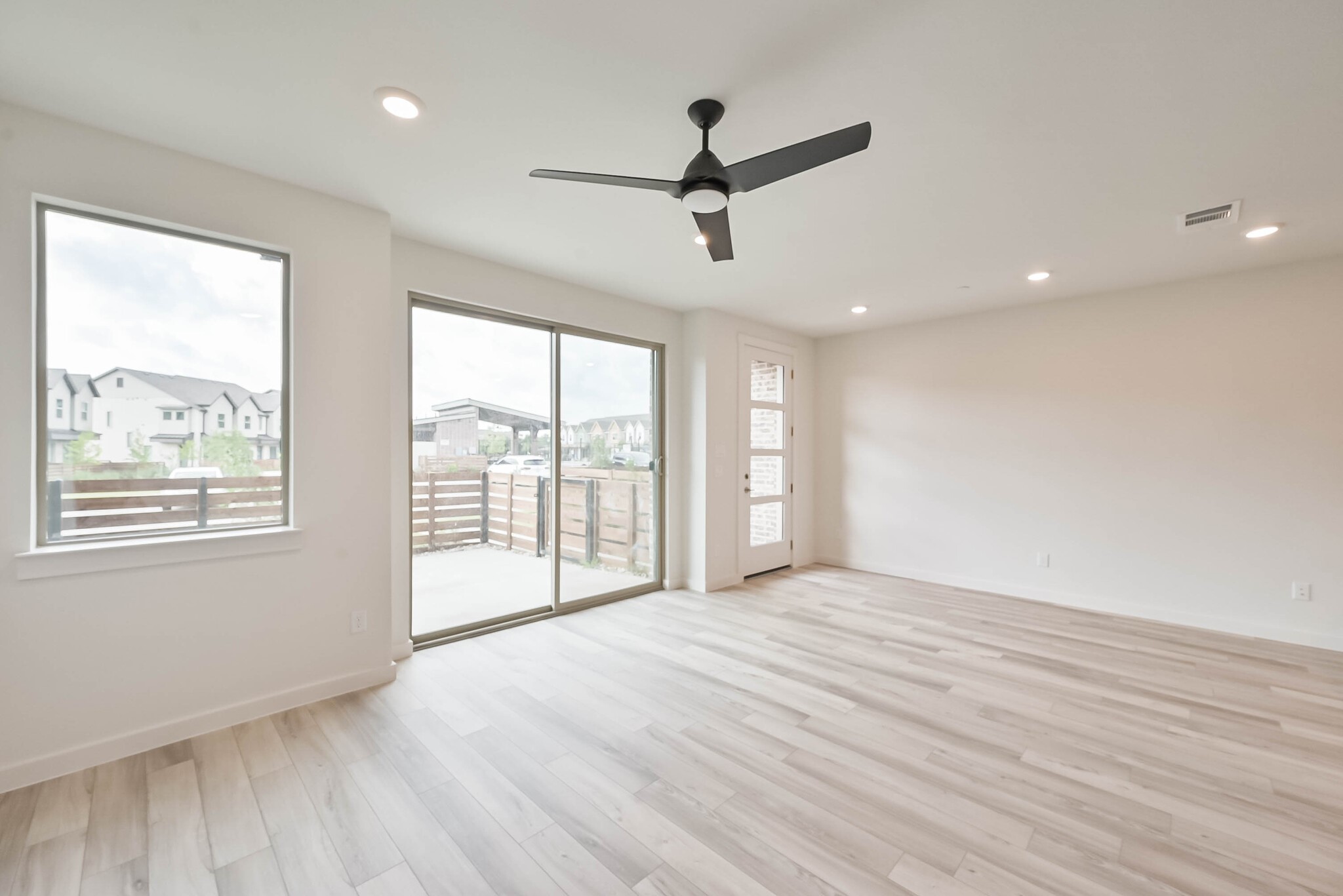 2620 La Cala Drive Grand Prairie TX 75054