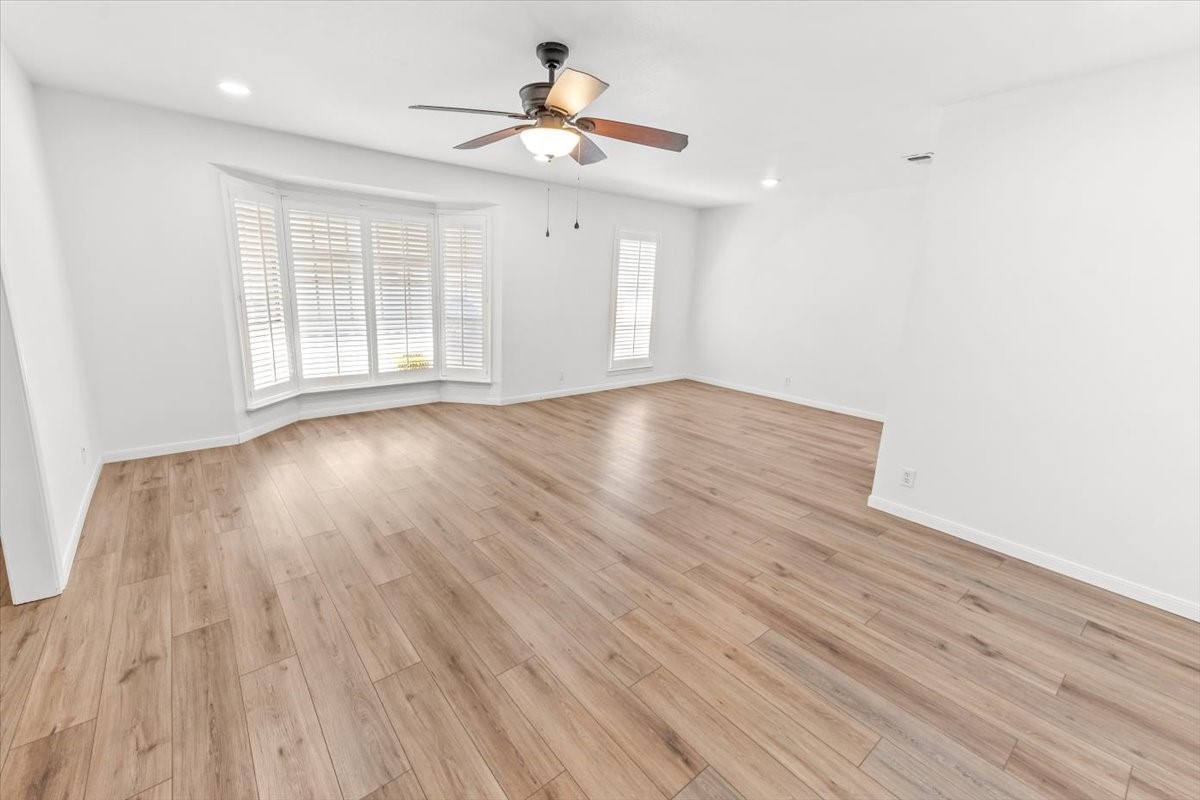 5224 Lake Shore Waco TX 76710
