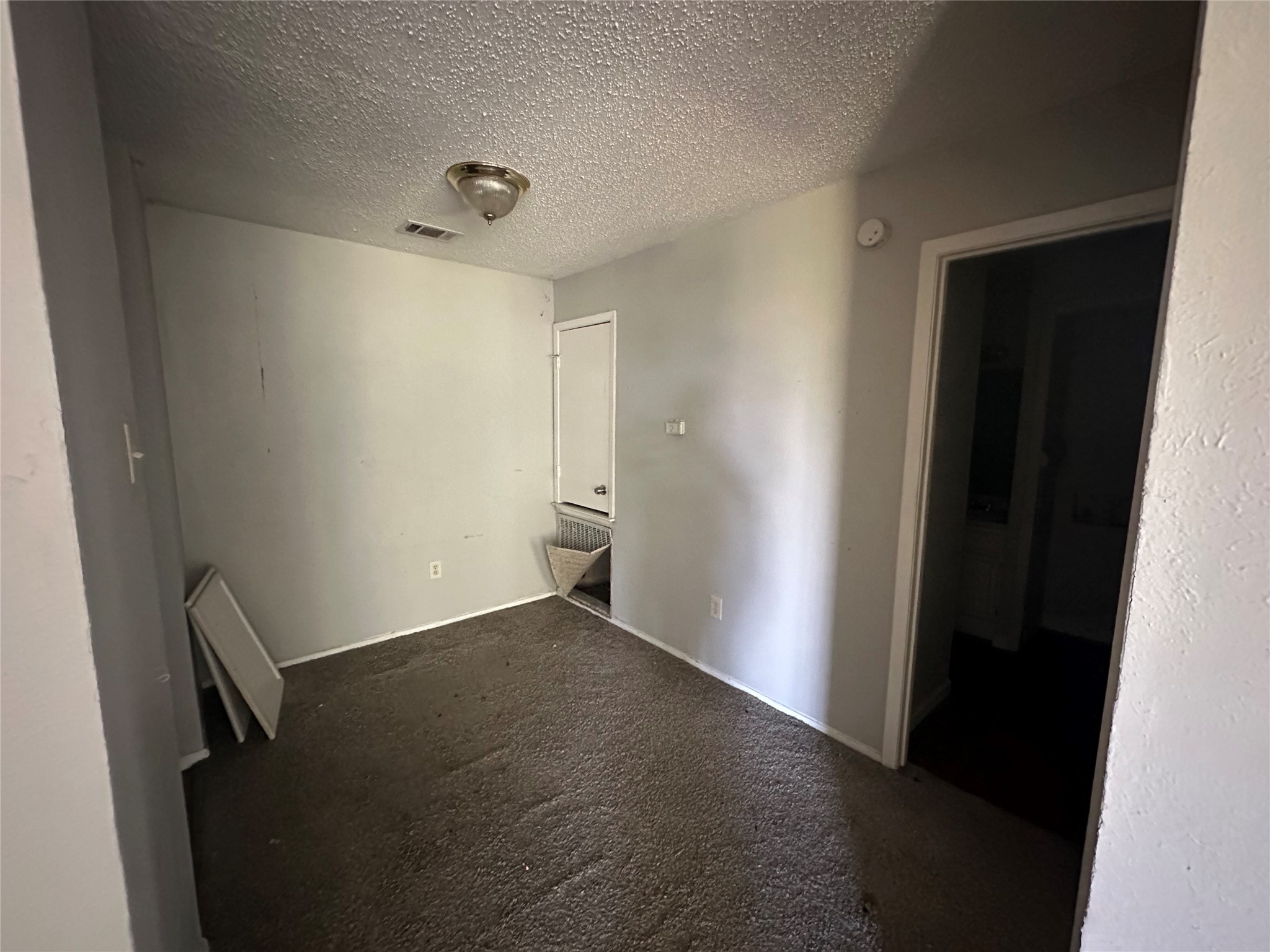 9696 Walnut Street Dallas TX 75243
