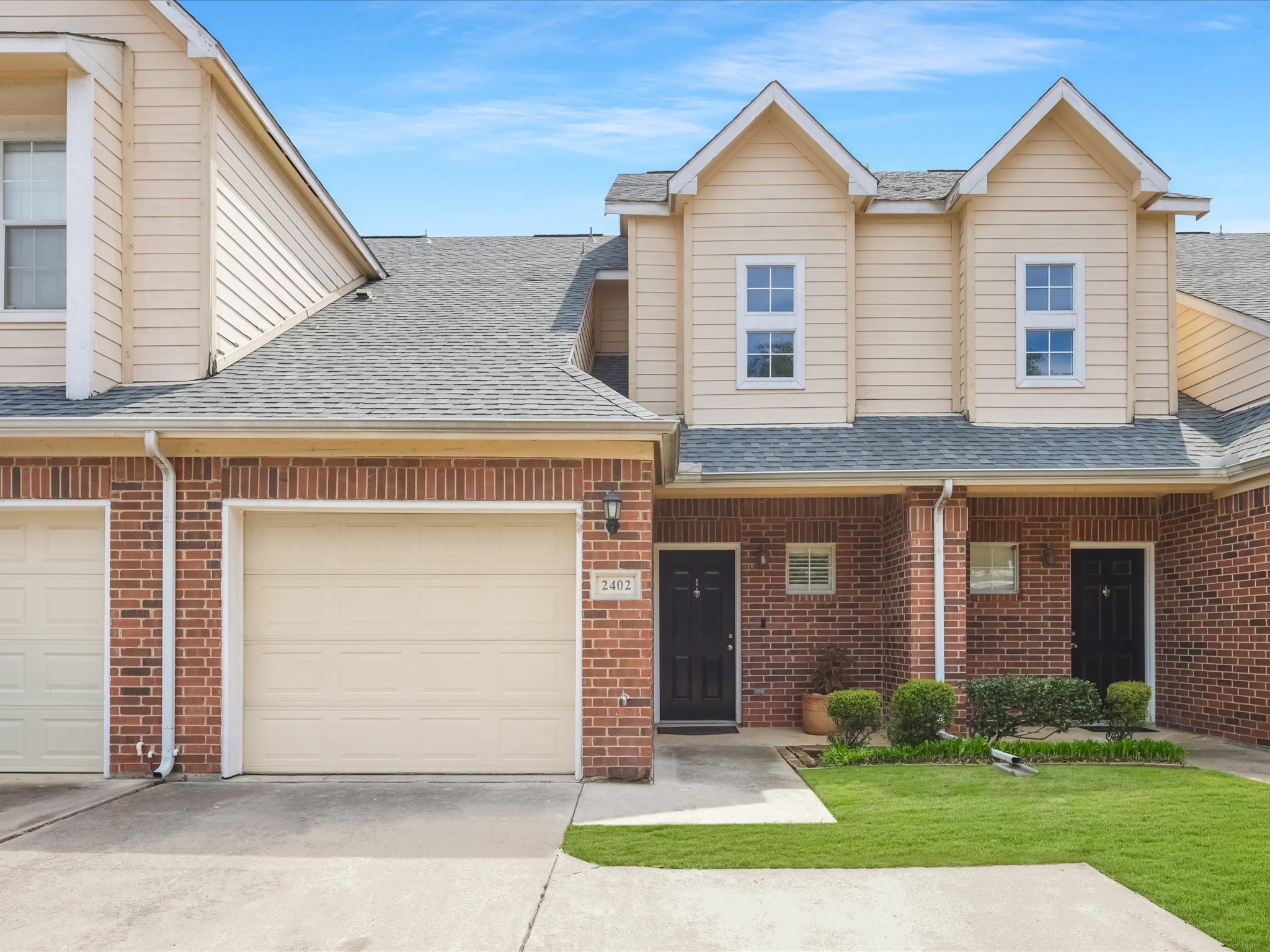 2402 Southlake Court Irving TX 75038