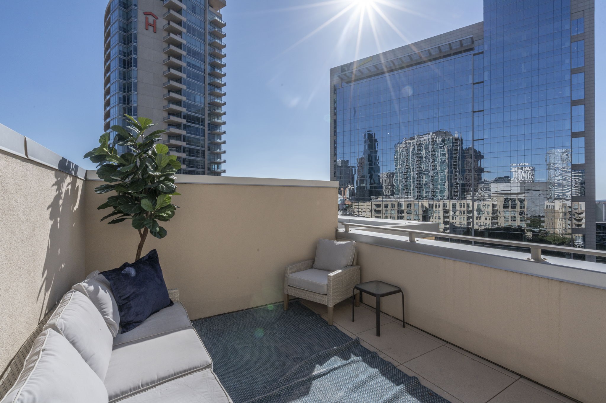 2323 N Houston Street Dallas TX 75219