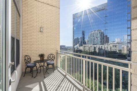 2323 N Houston Street Dallas TX 75219
