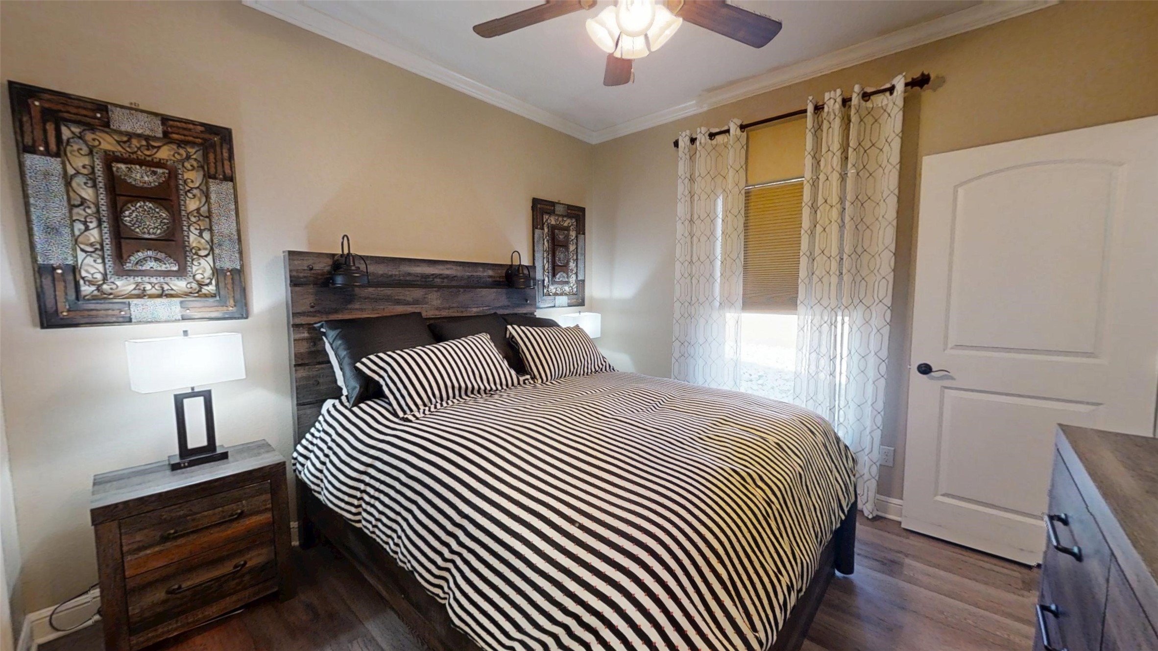 401 E Pearl Street Granbury TX 76048
