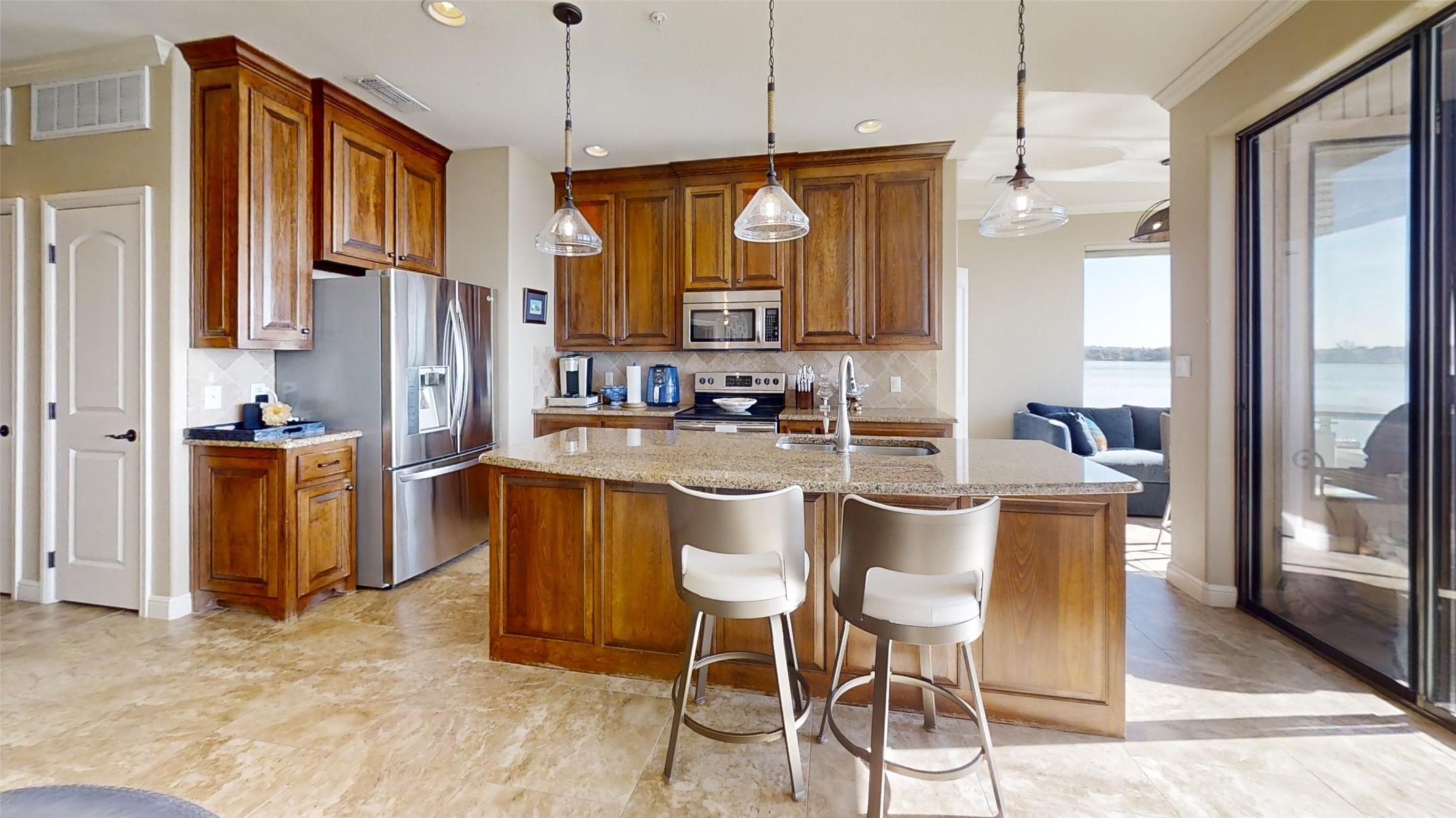 401 E Pearl Street Granbury TX 76048