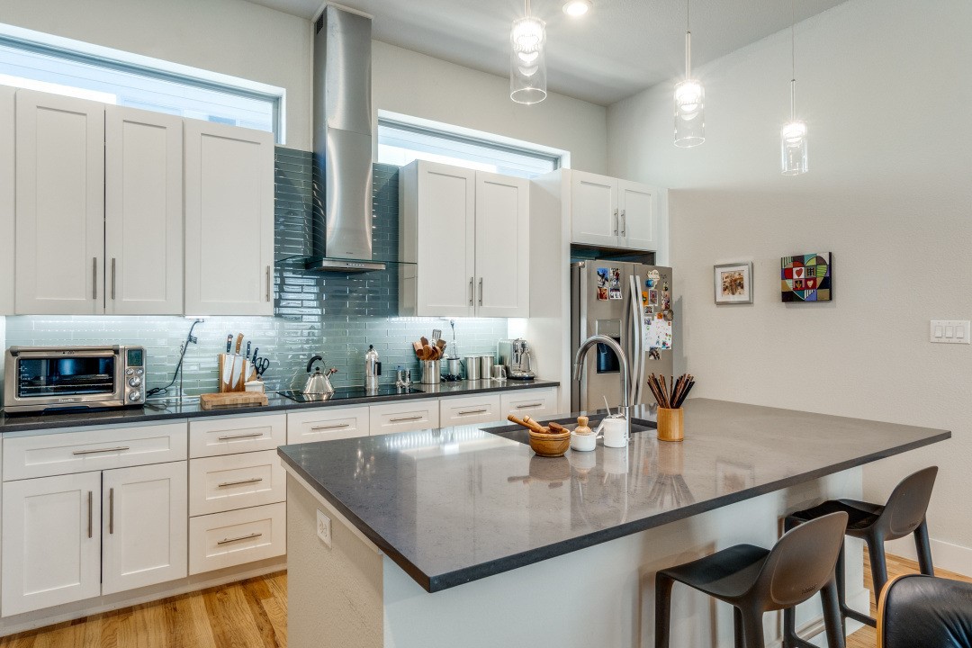 5608 Lindell Avenue Dallas TX 75206