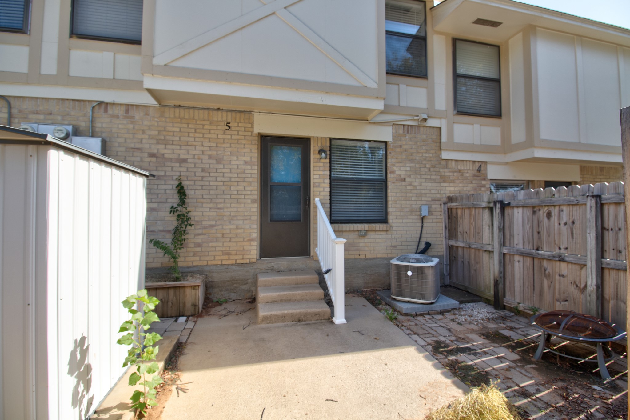 1905 W Morton Street Denison TX 75020
