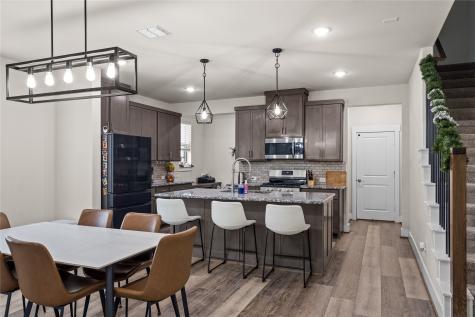 827 Crystal Oak Lane Arlington TX 76005