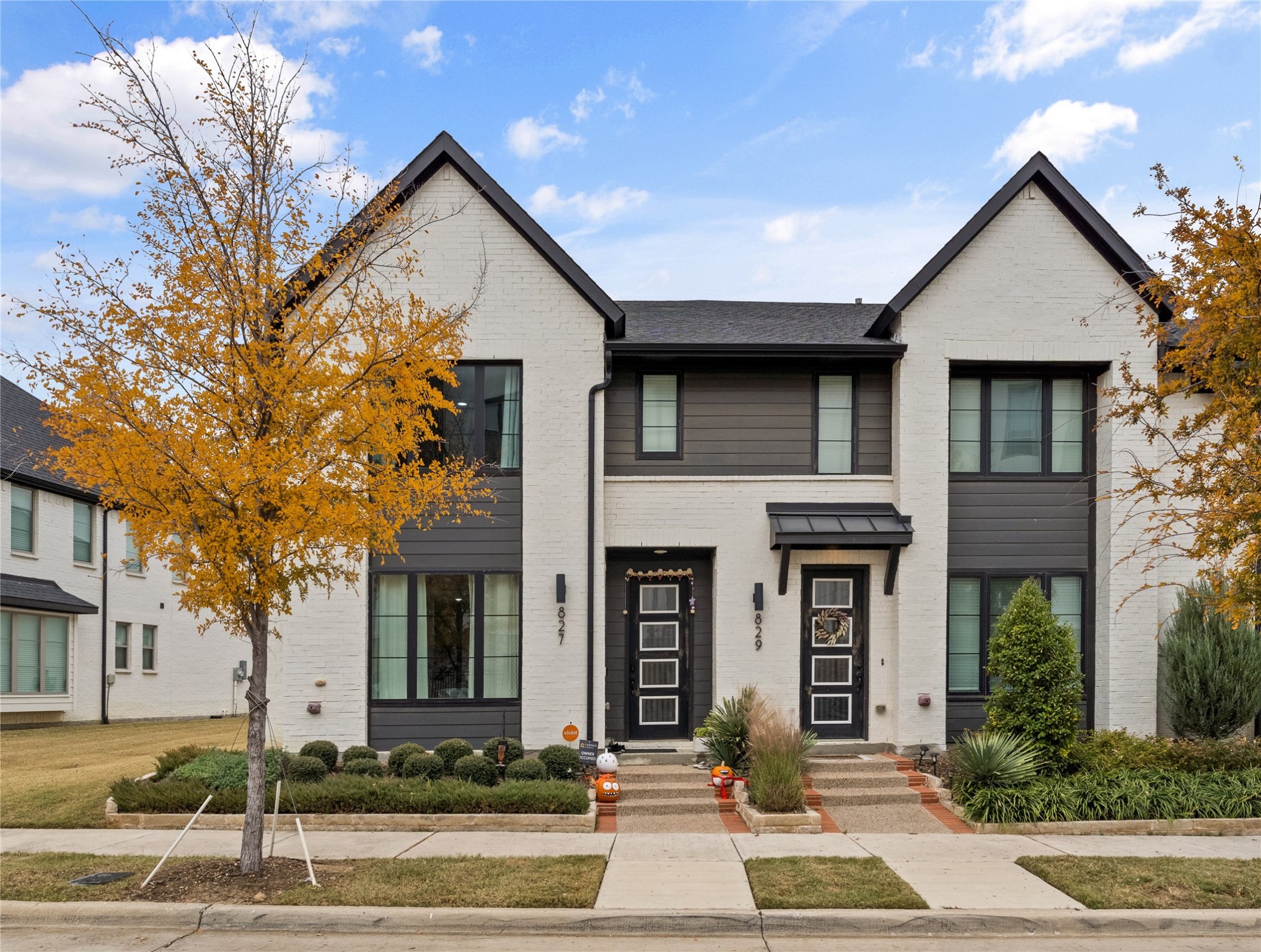 827 Crystal Oak Lane Arlington TX 76005