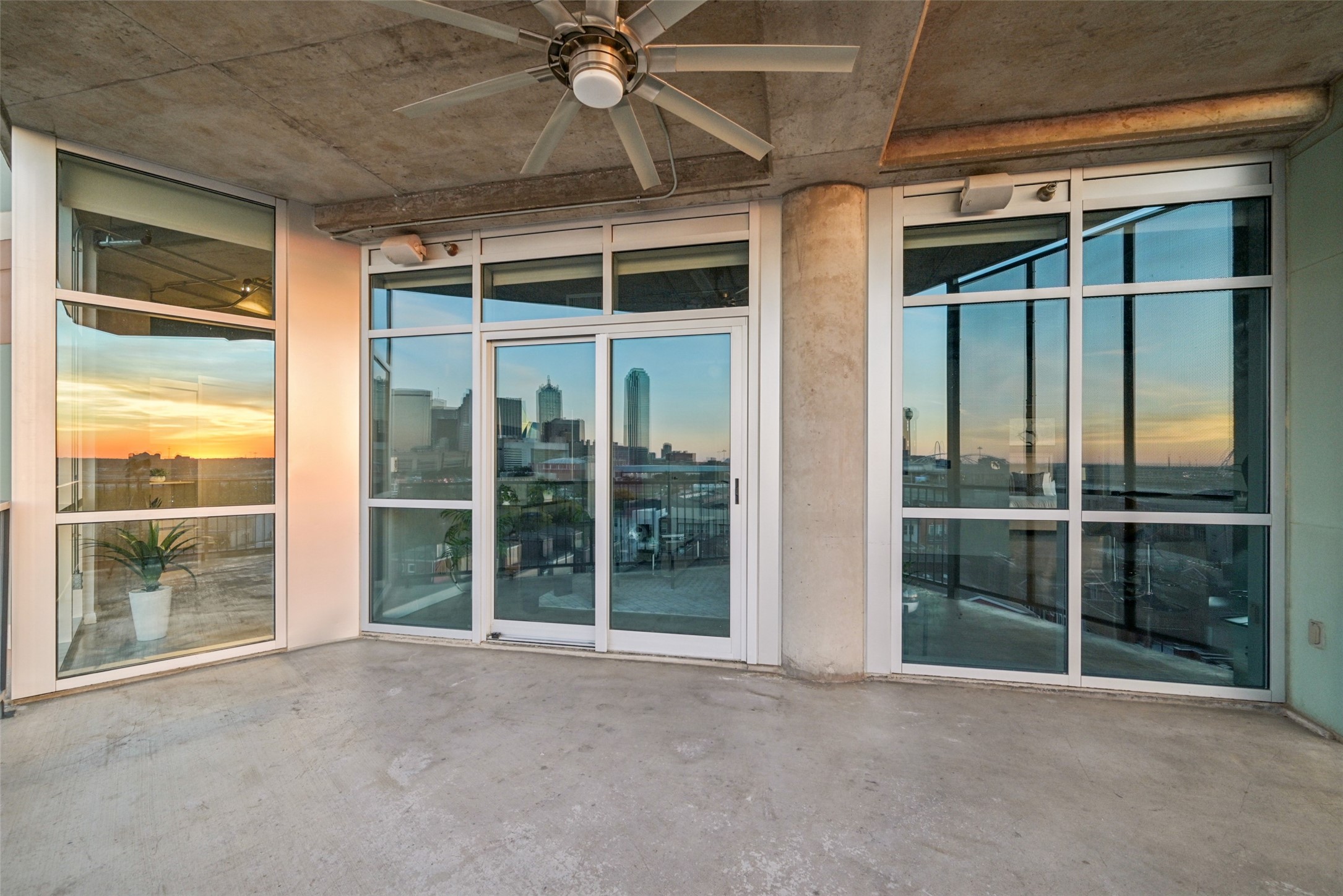 1001 Belleview Street Dallas TX 75215