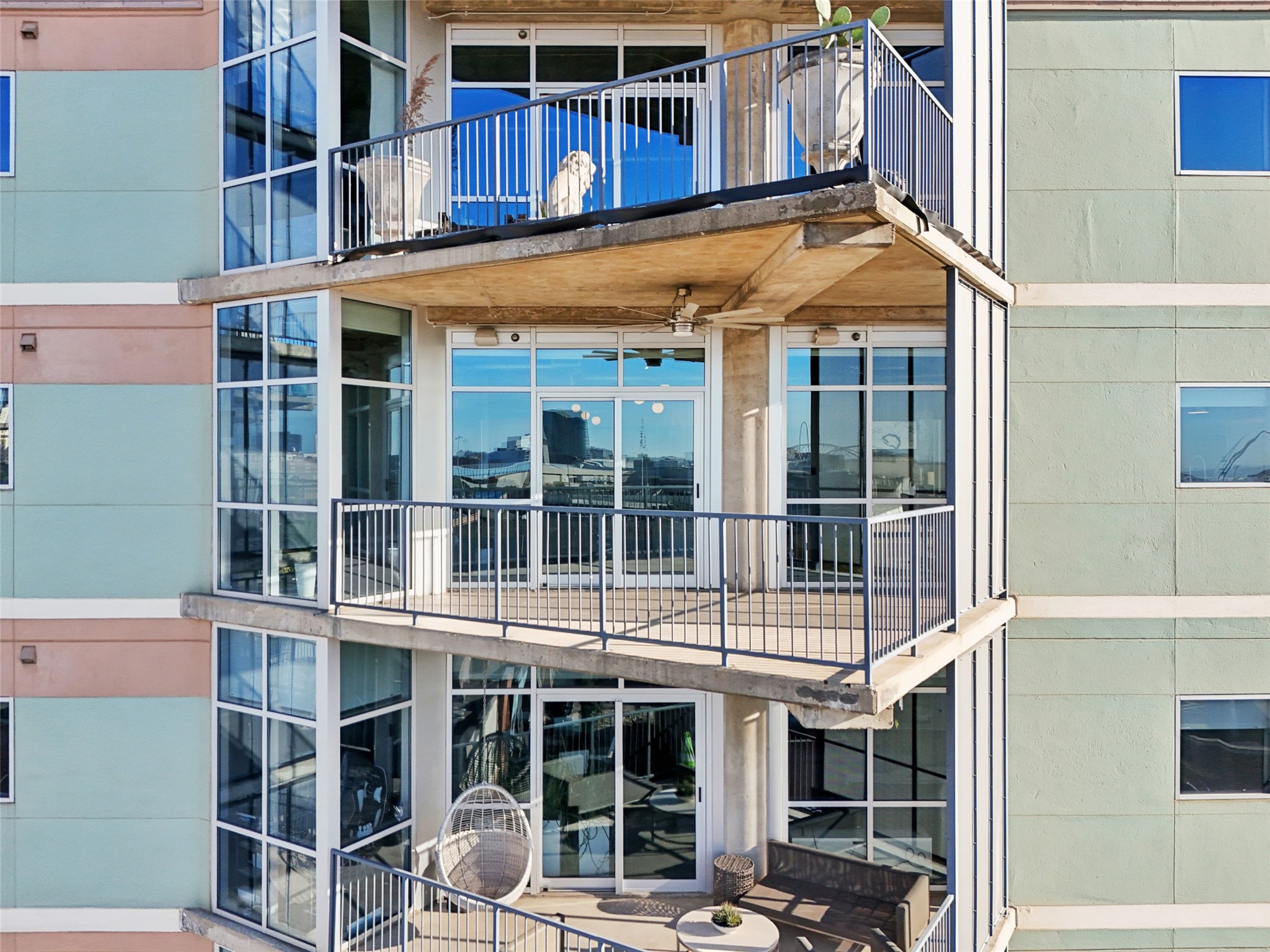 1001 Belleview Street Dallas TX 75215