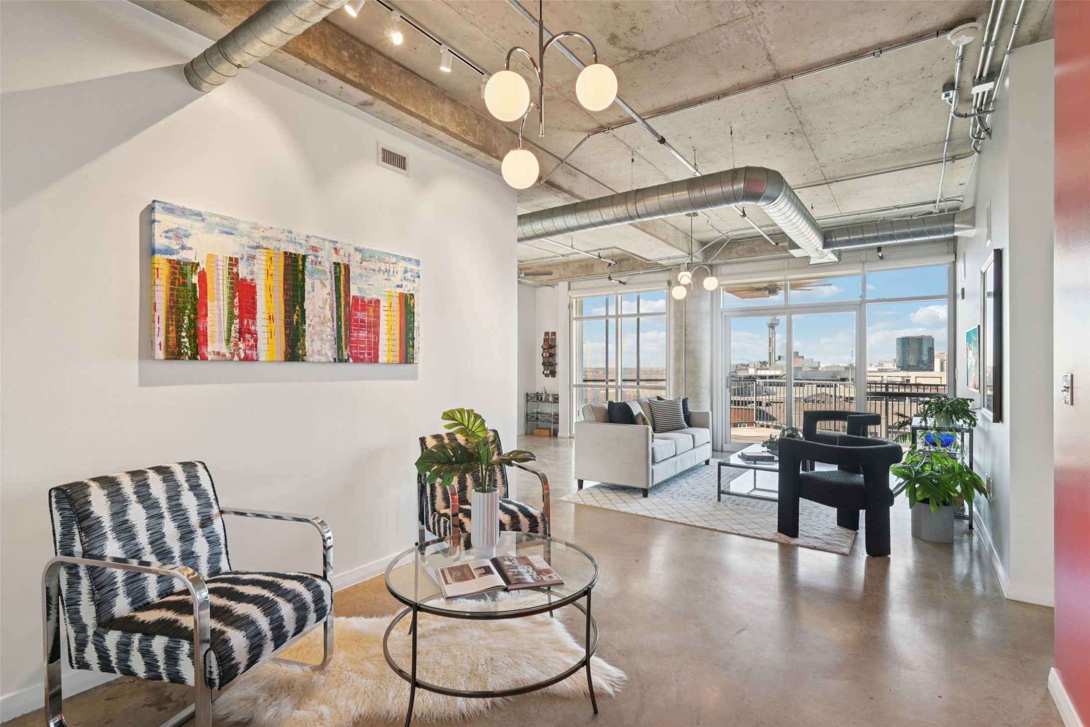 1001 Belleview Street Dallas TX 75215