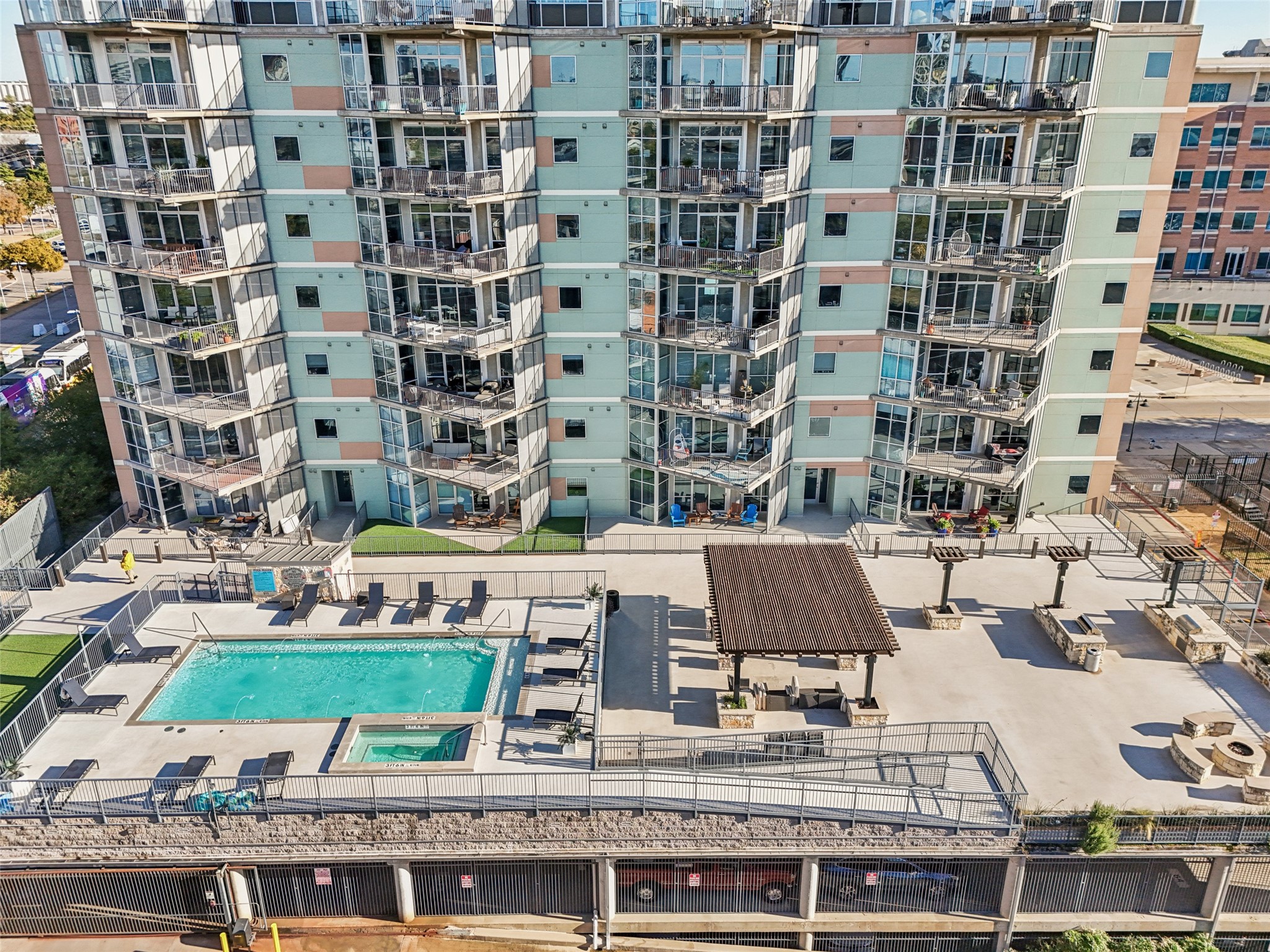 1001 Belleview Street Dallas TX 75215