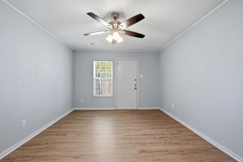 233 Creek Cove Drive Dallas TX 75217