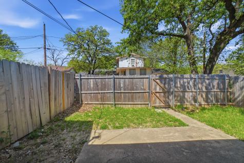 233 Creek Cove Drive Dallas TX 75217