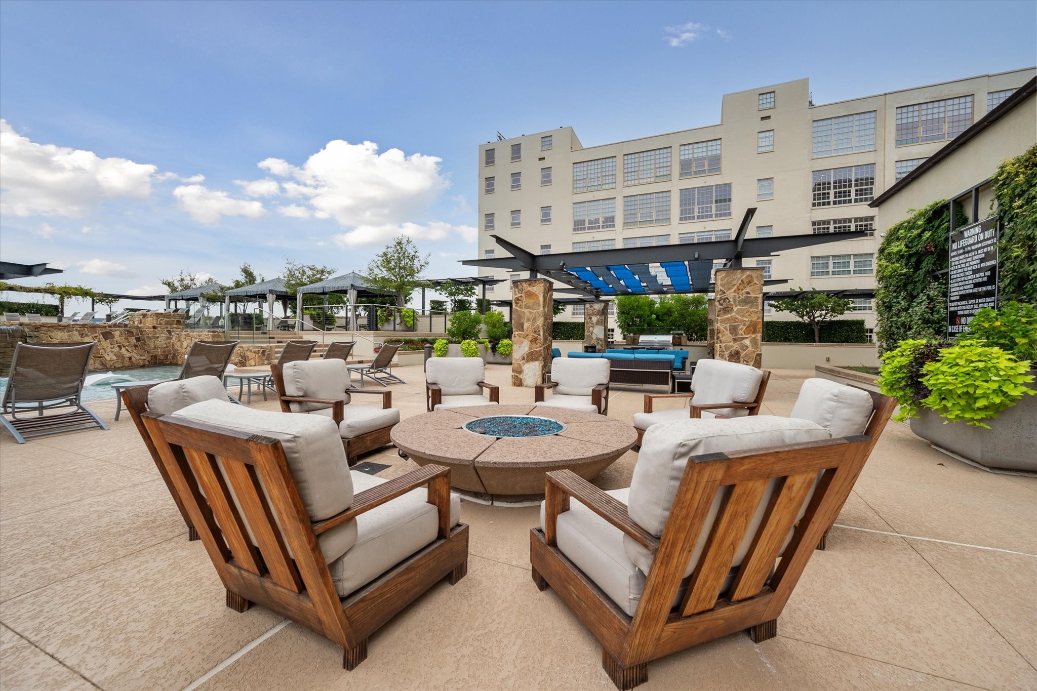 2600 W 7th Street Fort Worth TX 76107