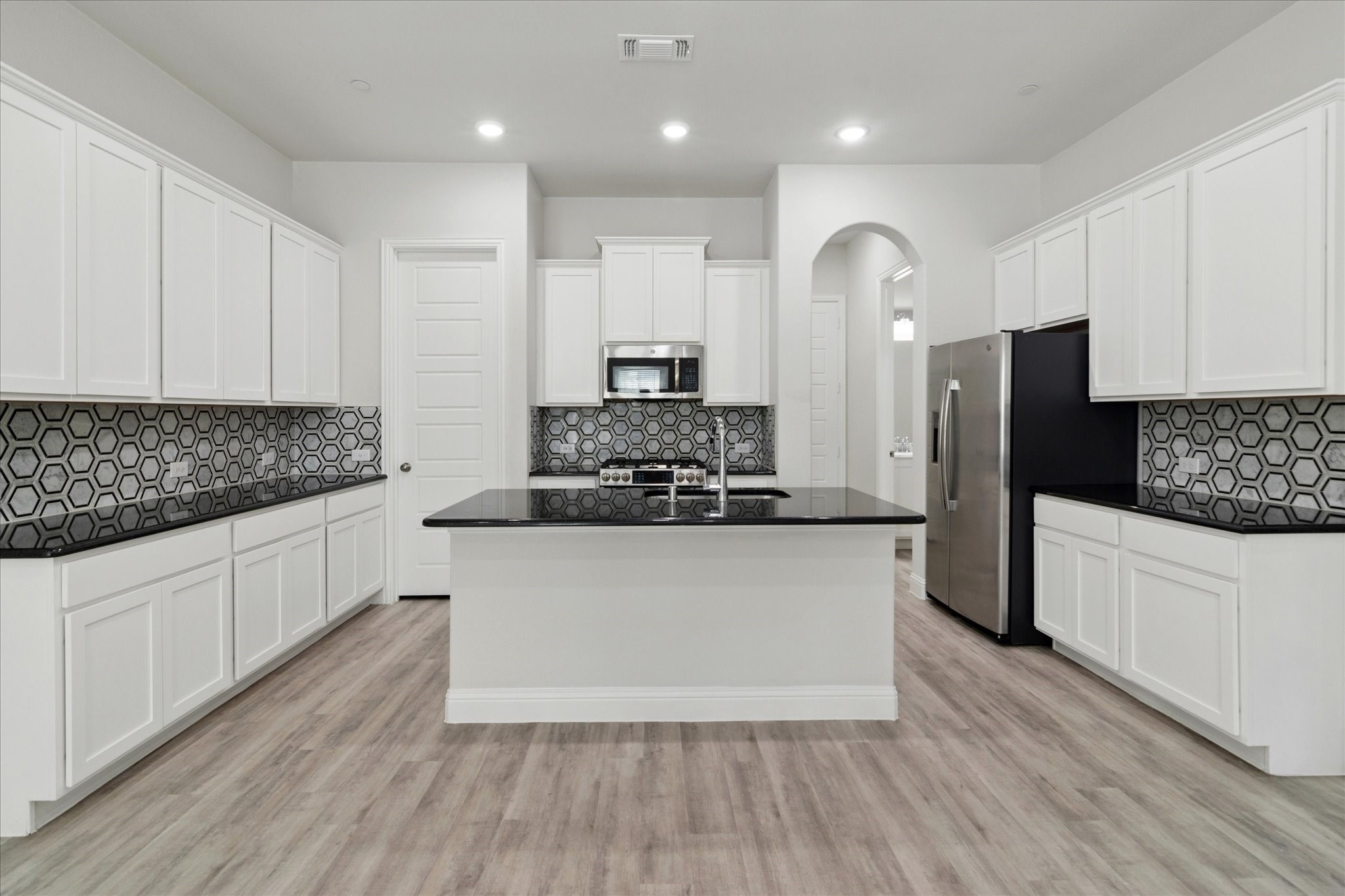 6008 Silverado Trail Mckinney TX 75070