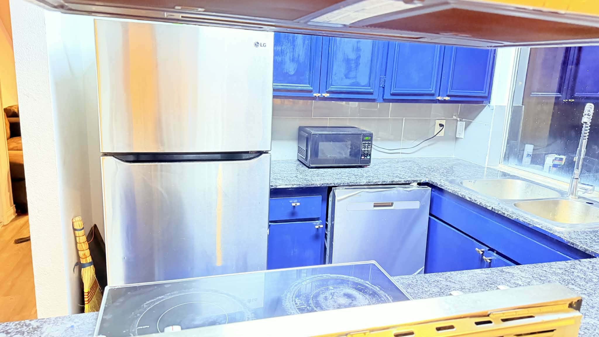 732 Valiant Circle Garland TX 75043
