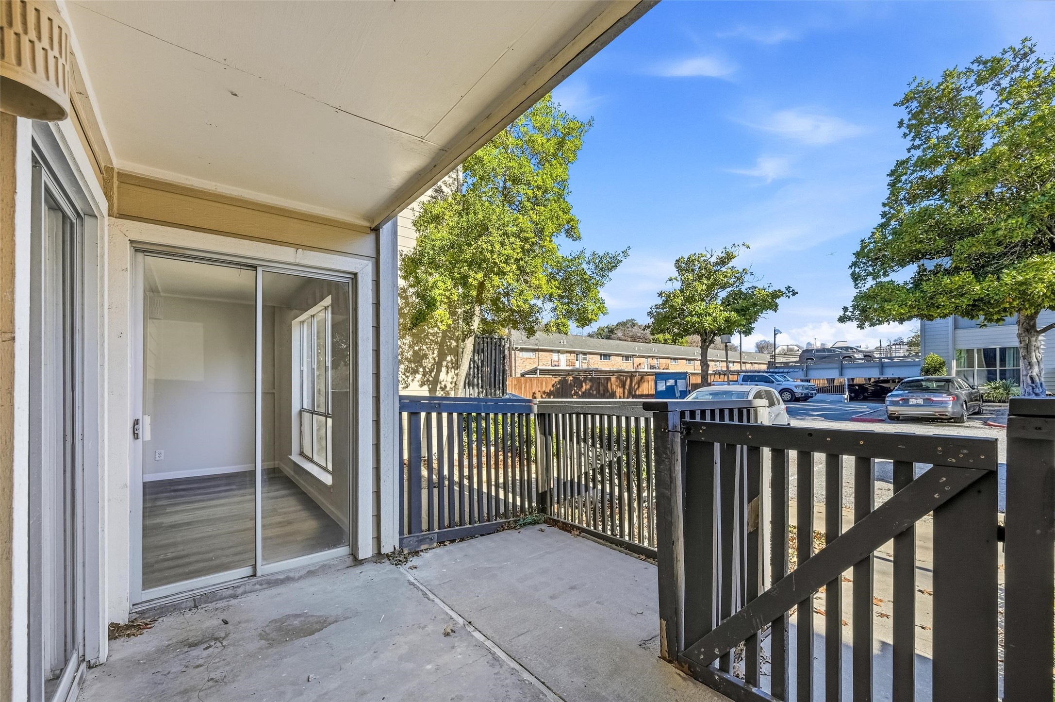 4851 Cedar Springs Road Dallas TX 75219