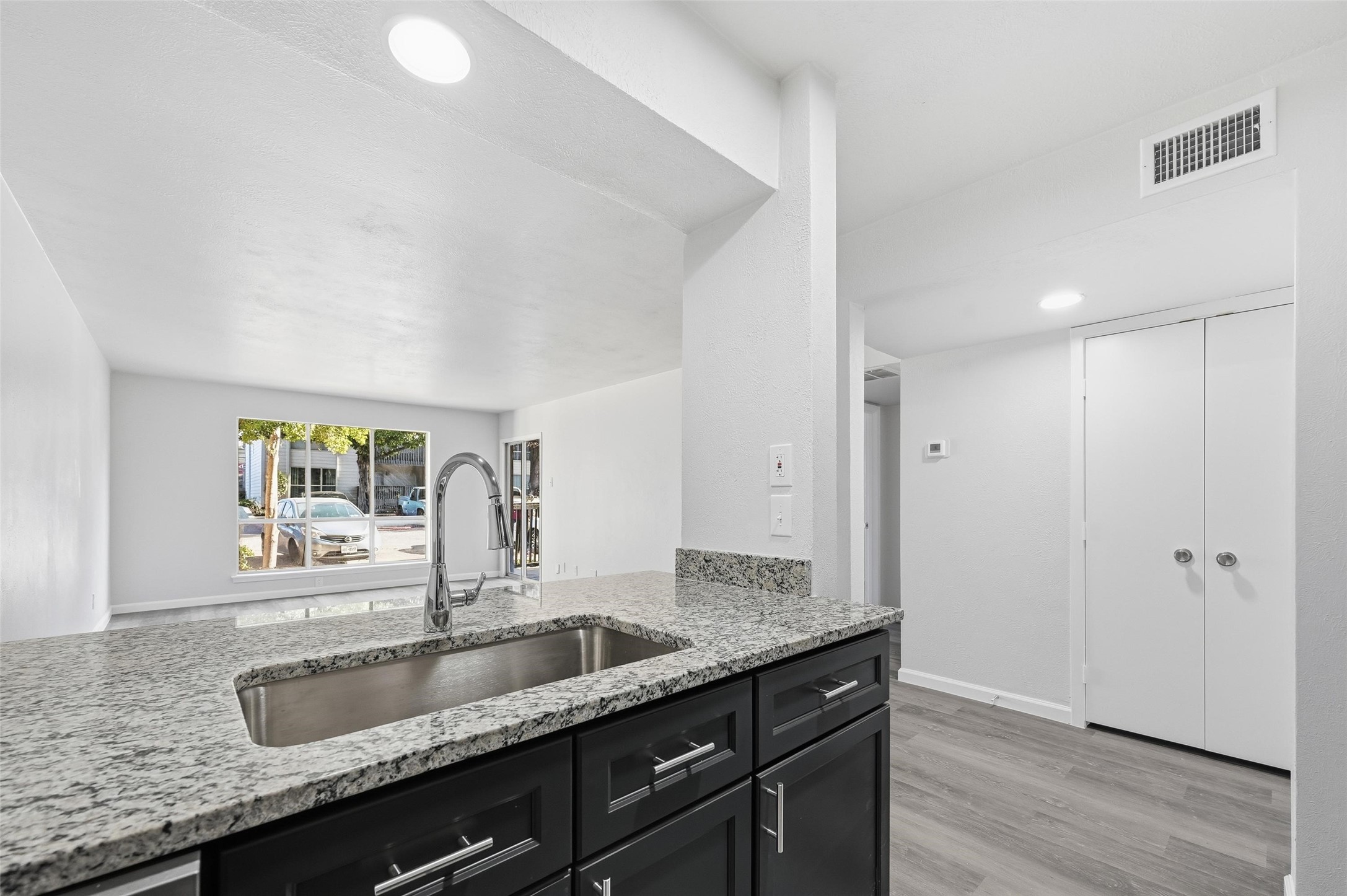 4851 Cedar Springs Road Dallas TX 75219