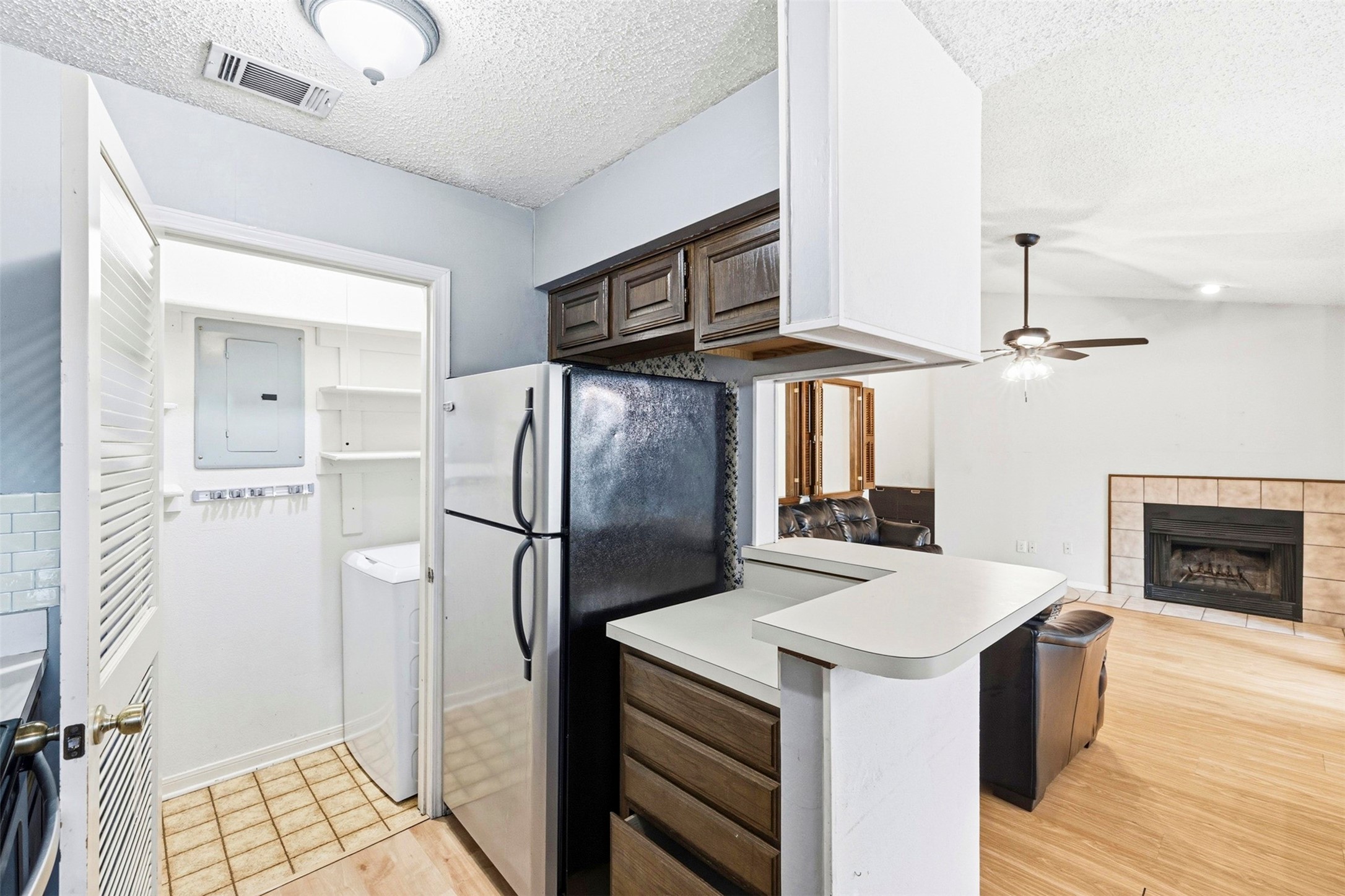2014 Willoughby Lane Arlington TX 76011