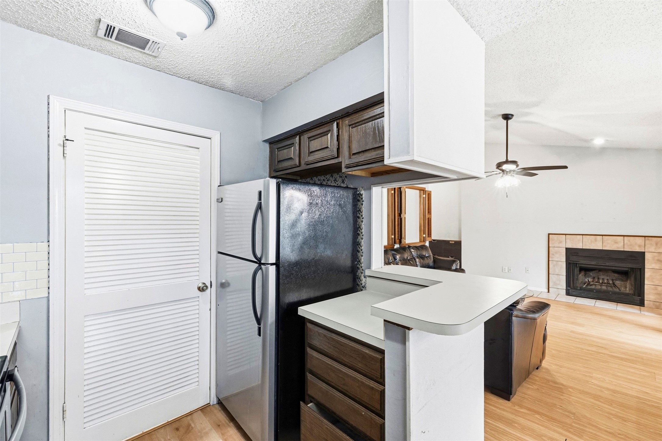 2014 Willoughby Lane Arlington TX 76011