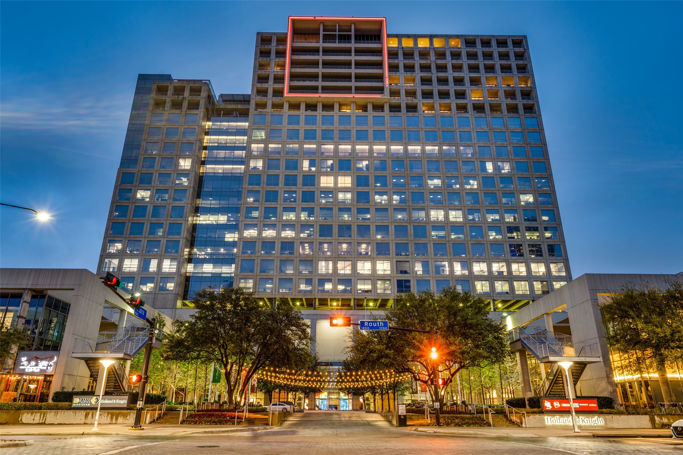 1717 Arts Plaza Dallas TX 75201