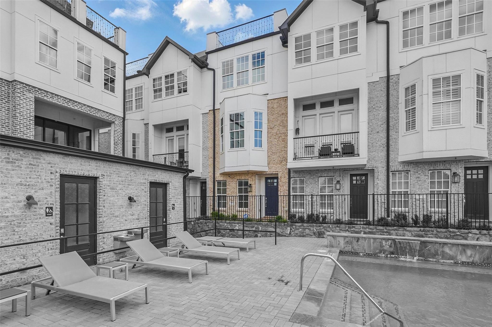 4627 Warwood Lane Dallas TX 75219