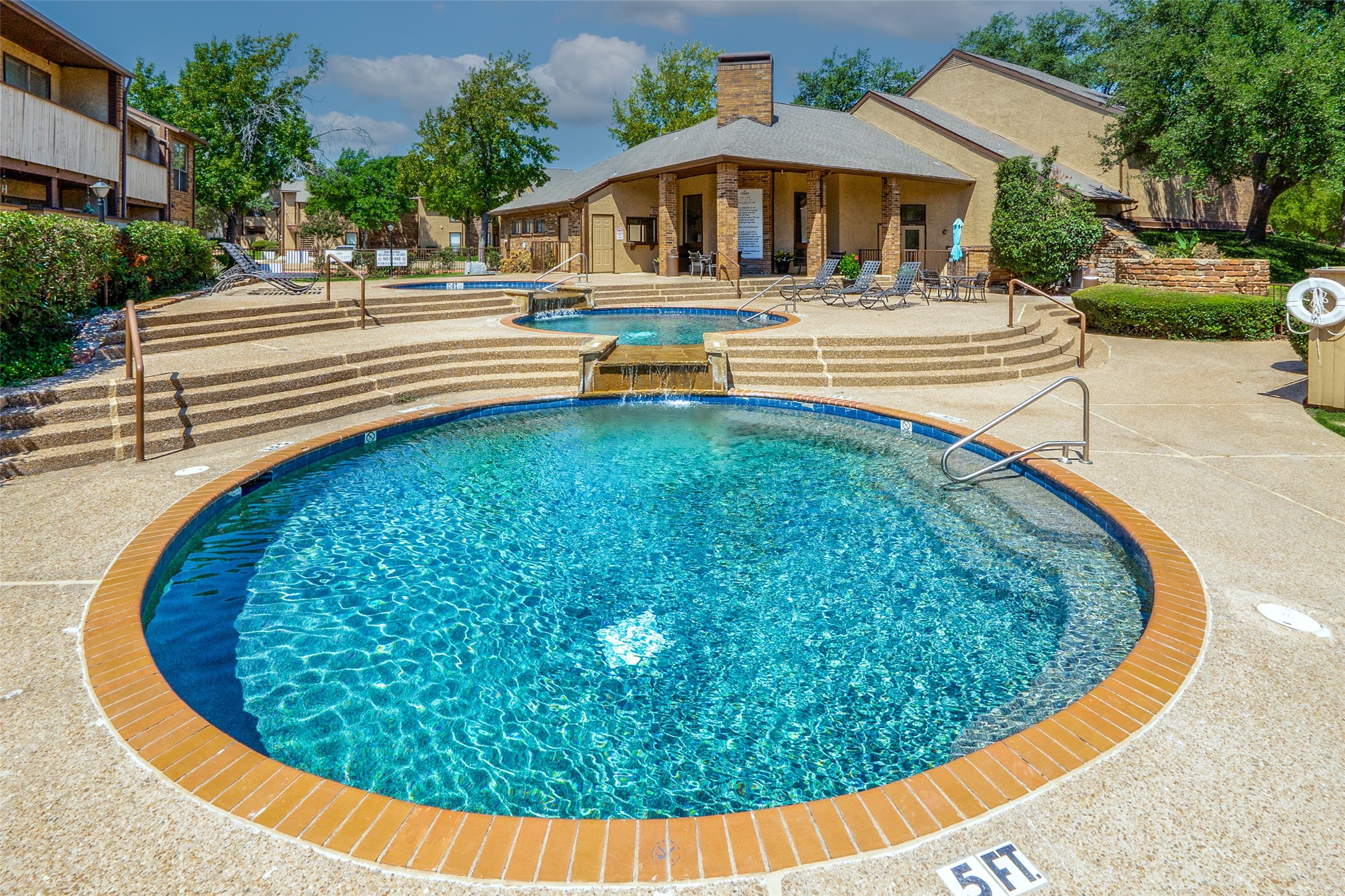 1310 Harwell Drive Arlington TX 76011
