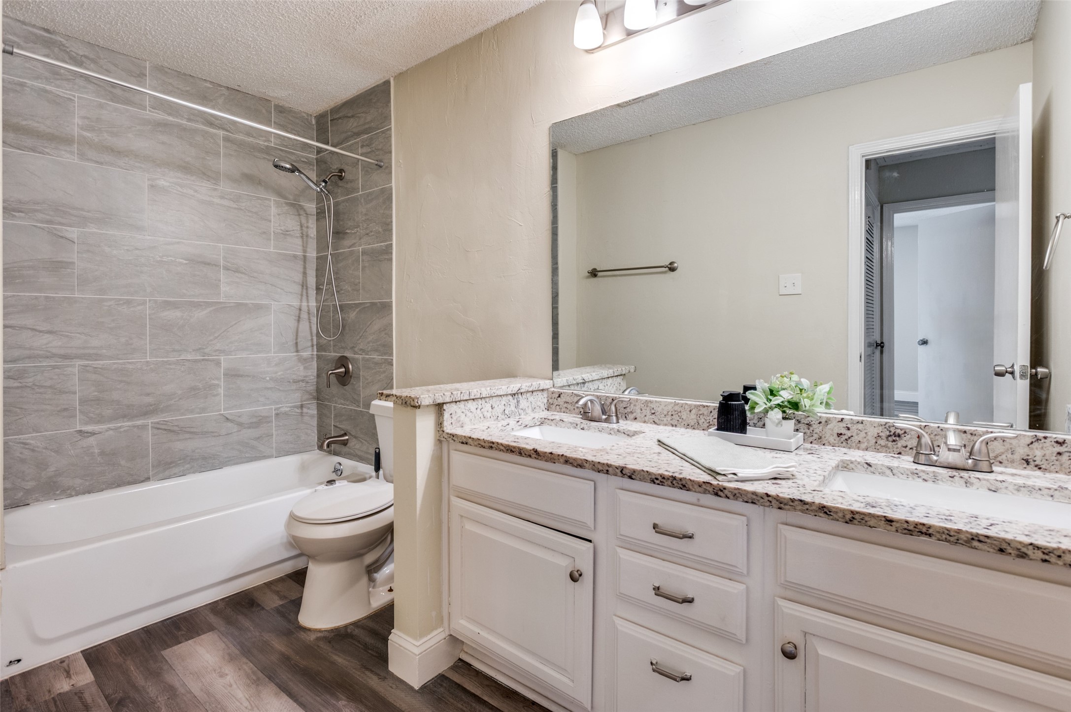 1310 Harwell Drive Arlington TX 76011