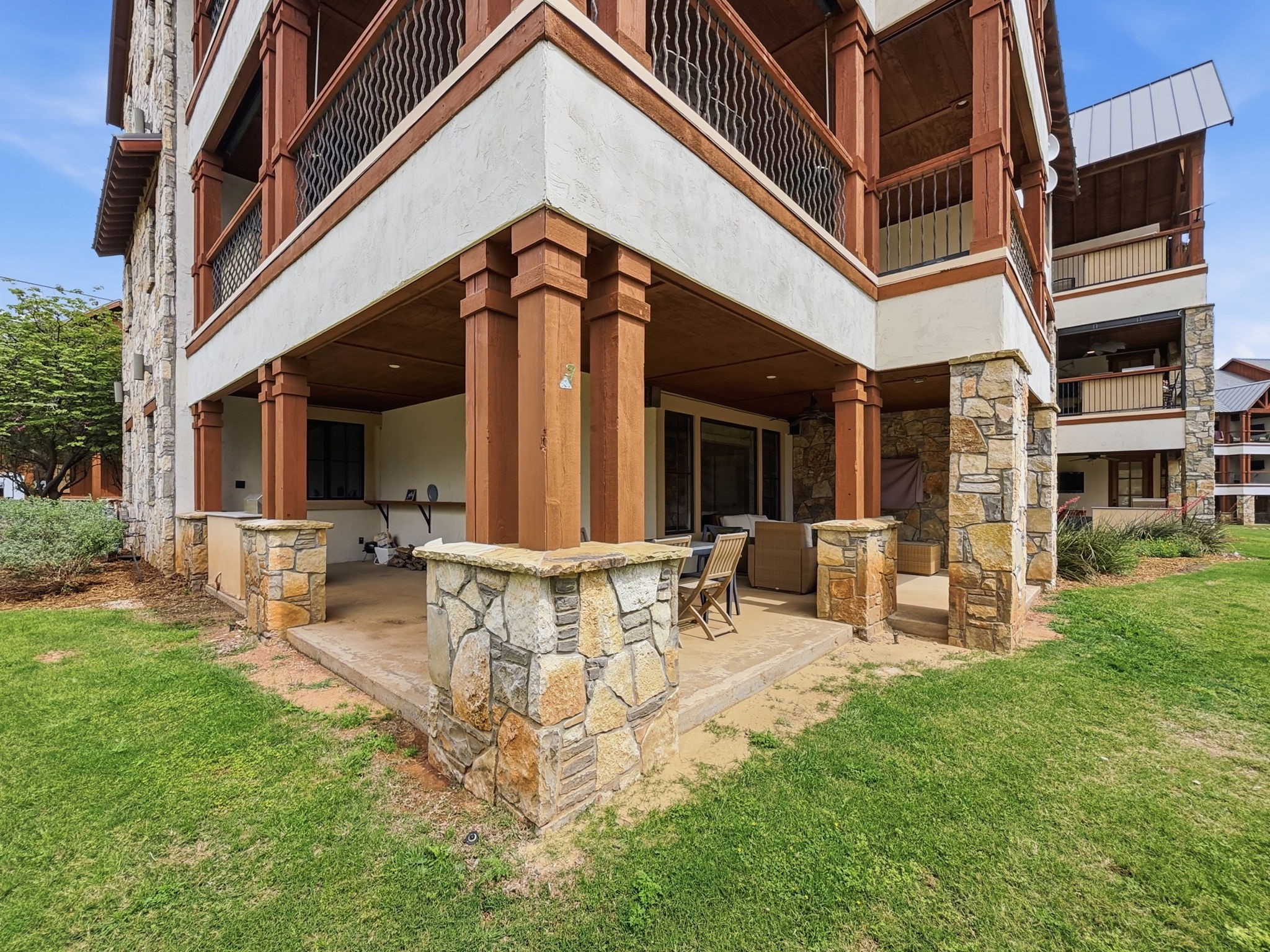 2033 Harbor Way Graford TX 76449