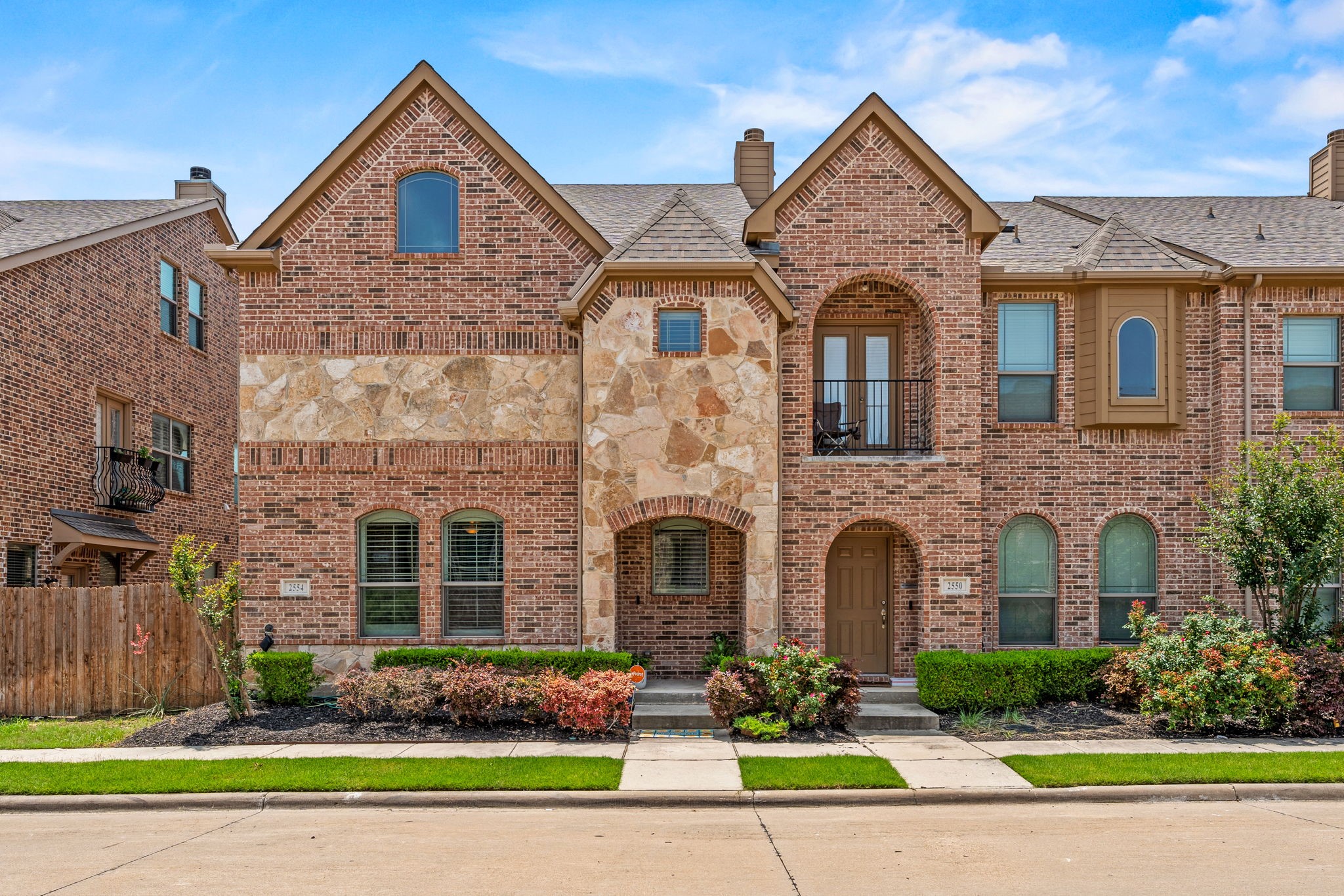2554 Adam Lane Lewisville TX 75056