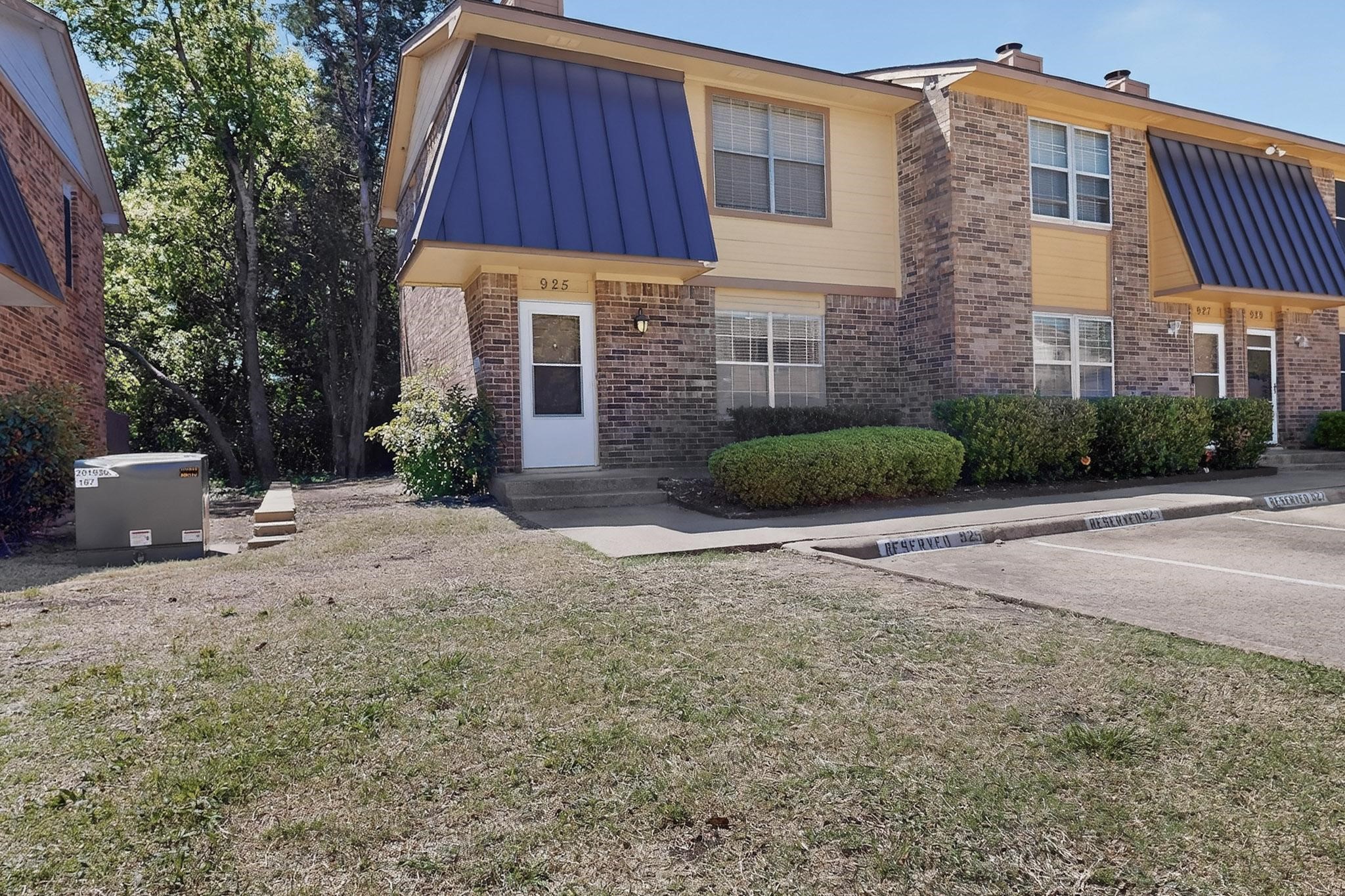 925 Cedar Terrace Cedar Hill TX 75104