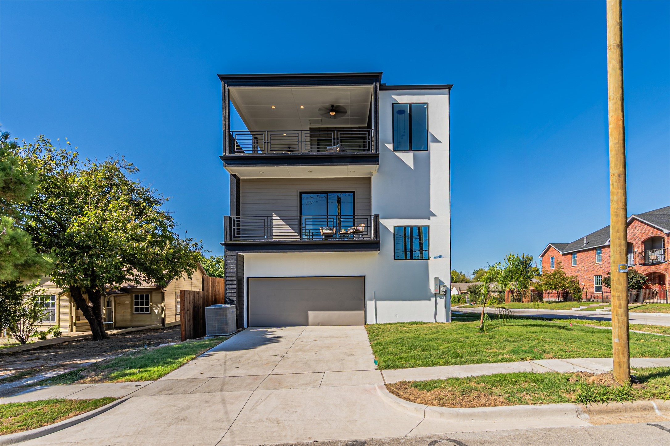 4319 Sylvester Street Dallas TX 75219