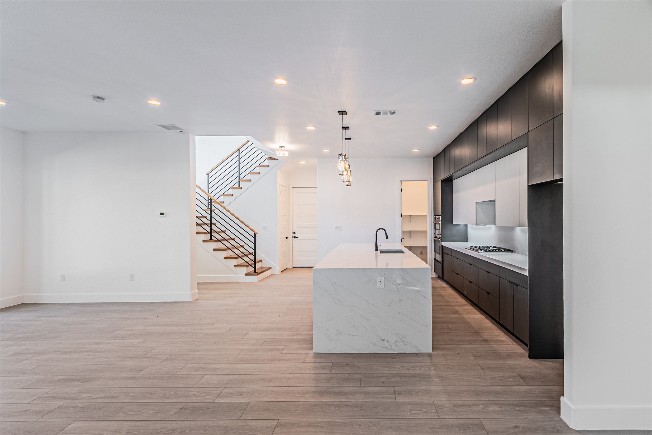 4319 Sylvester Street Dallas TX 75219