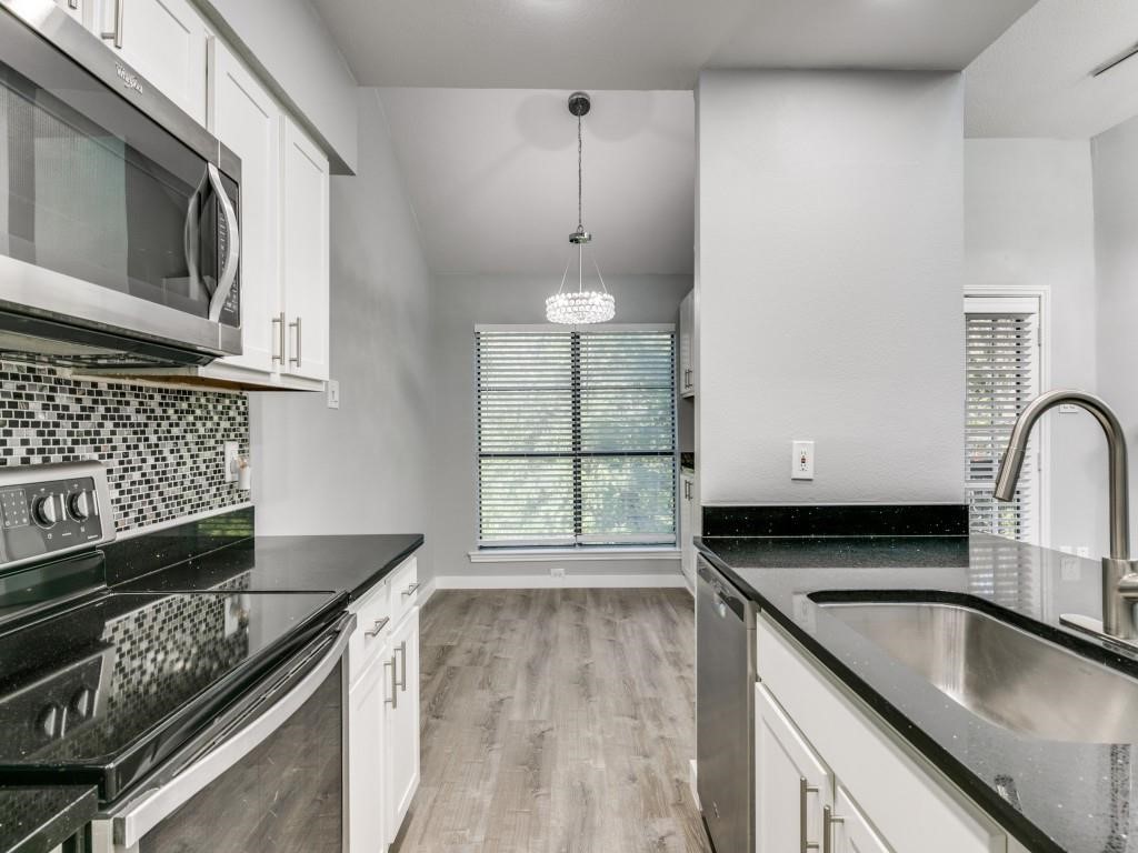 7525 Holly Hill Drive Dallas TX 75231