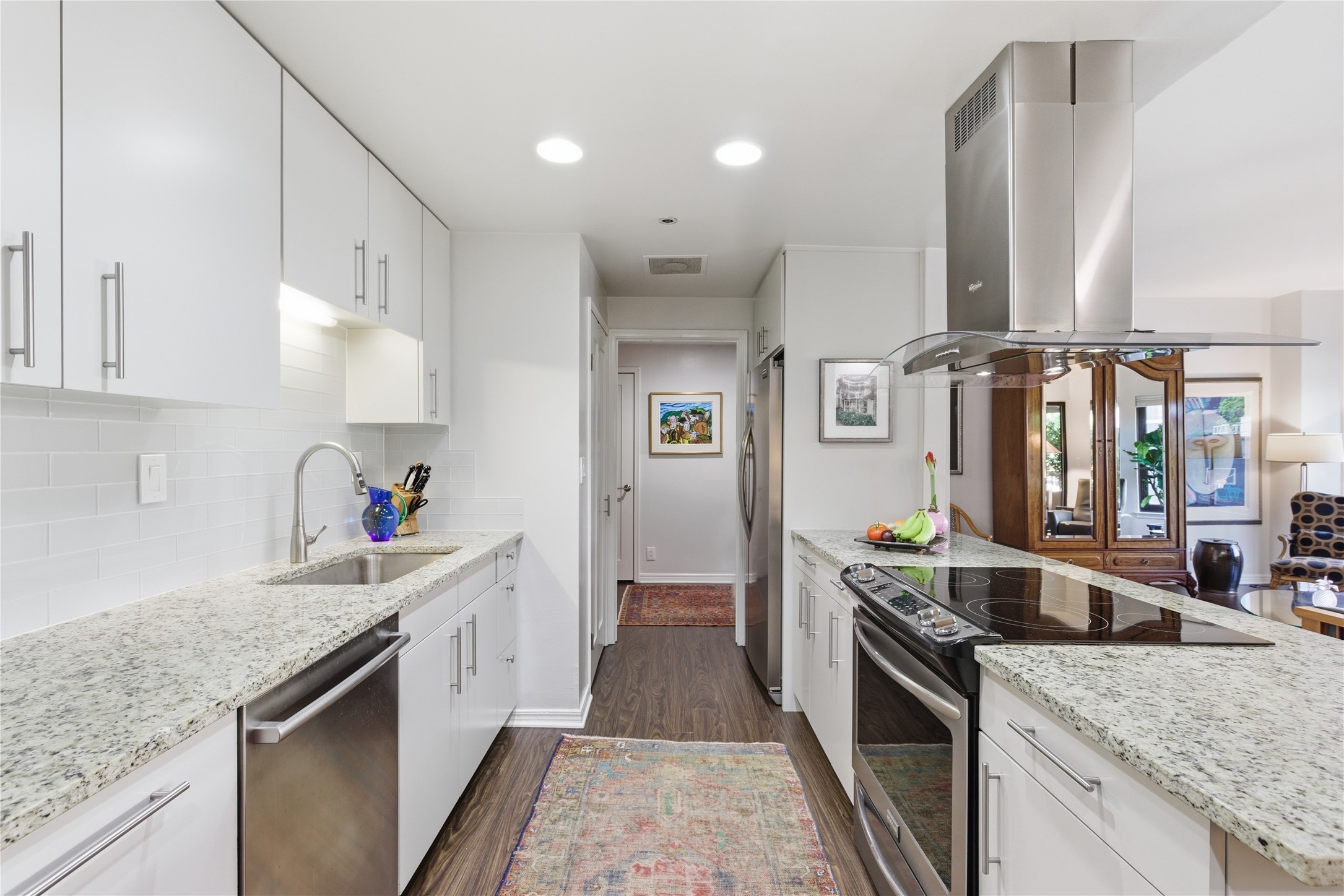 3030 Mckinney Avenue Dallas TX 75204