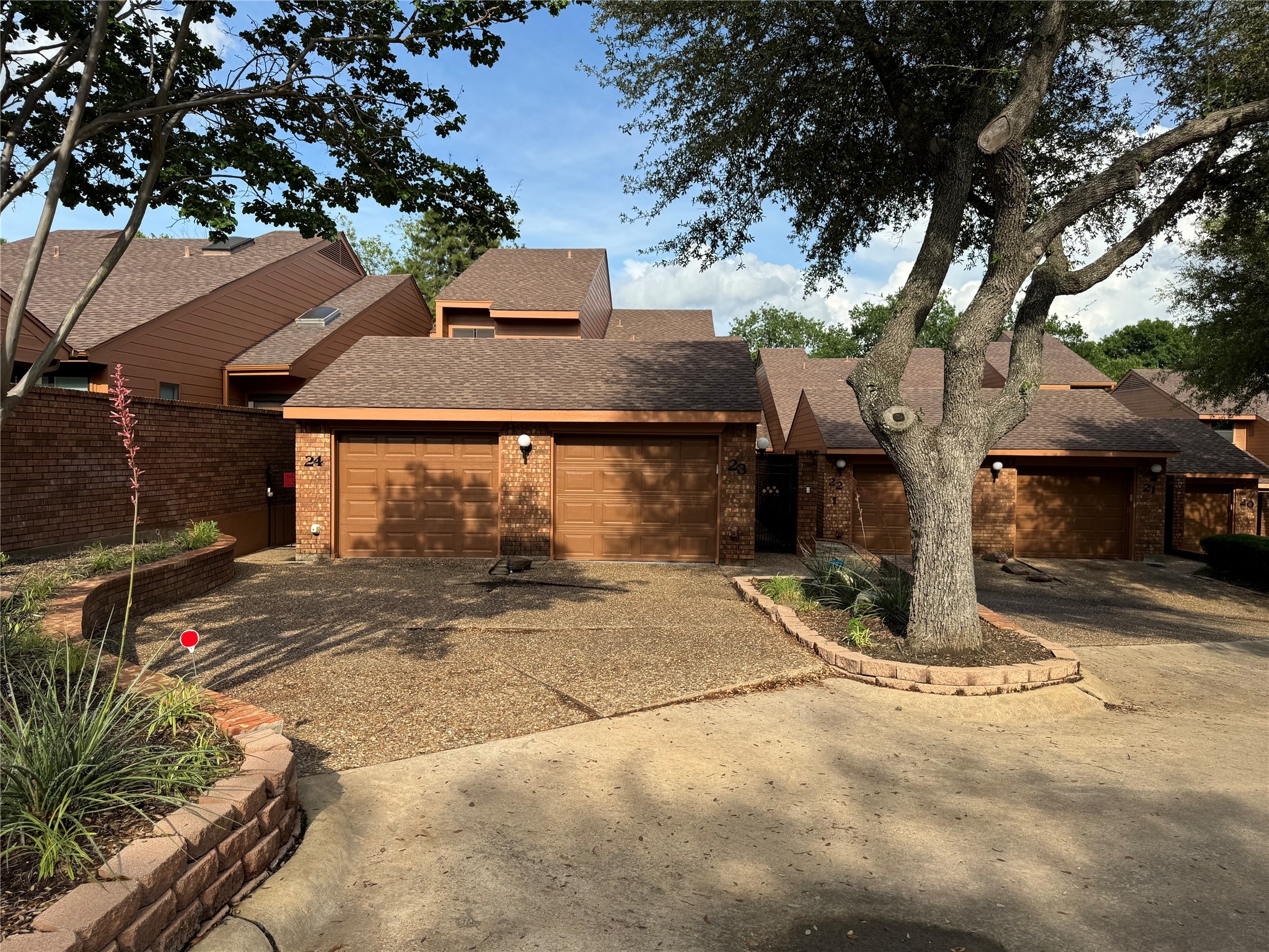 23 Village Green Court Denison TX 75020