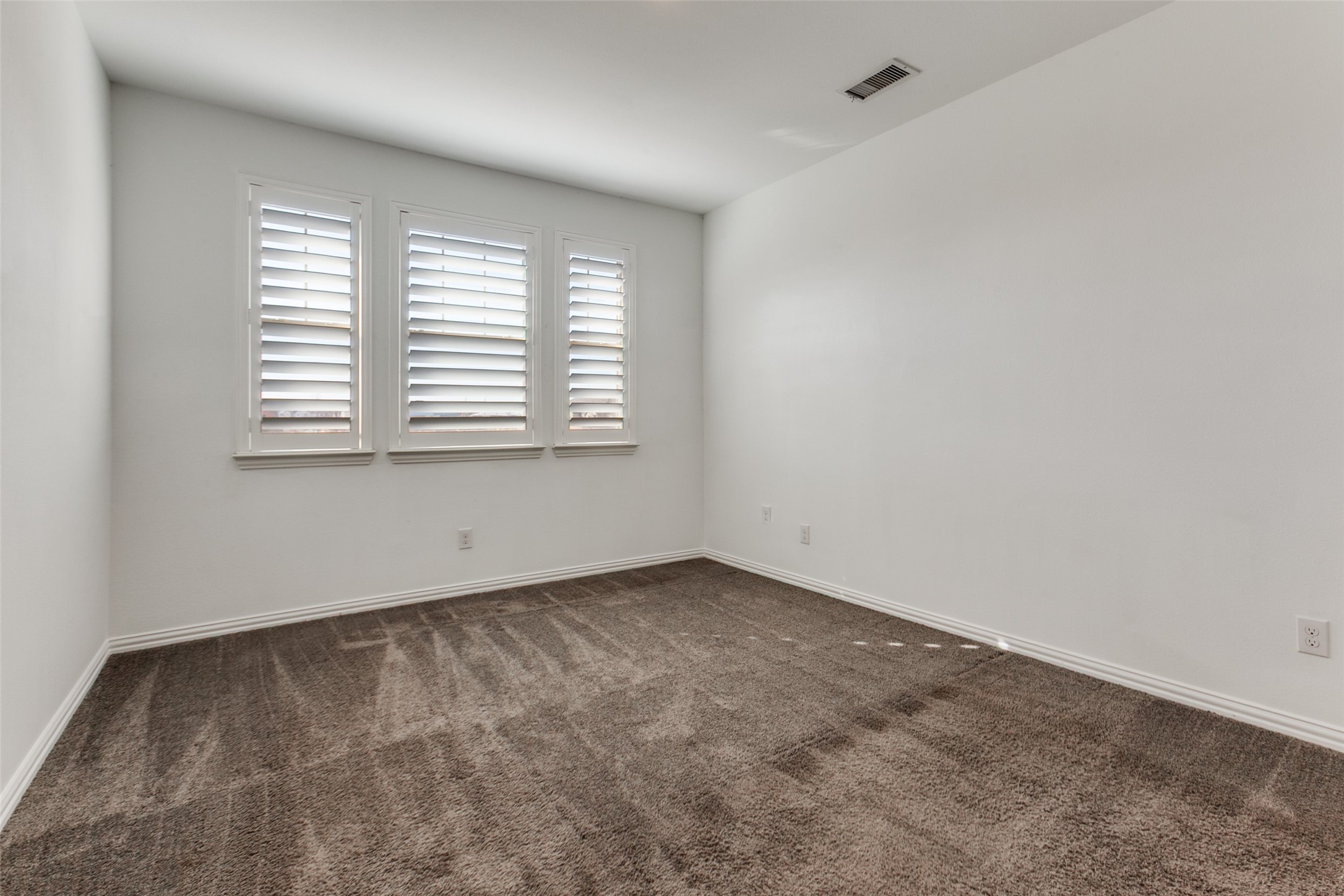 2657 High Cotton Lane Garland TX 75042