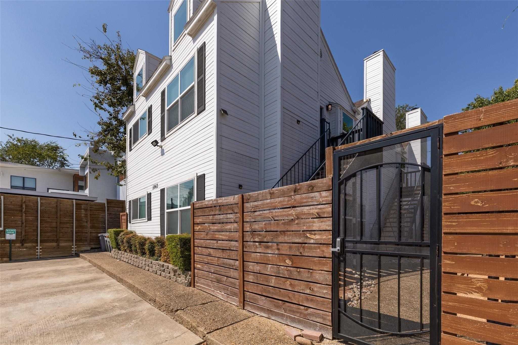5963 Ross Avenue Dallas TX 75206