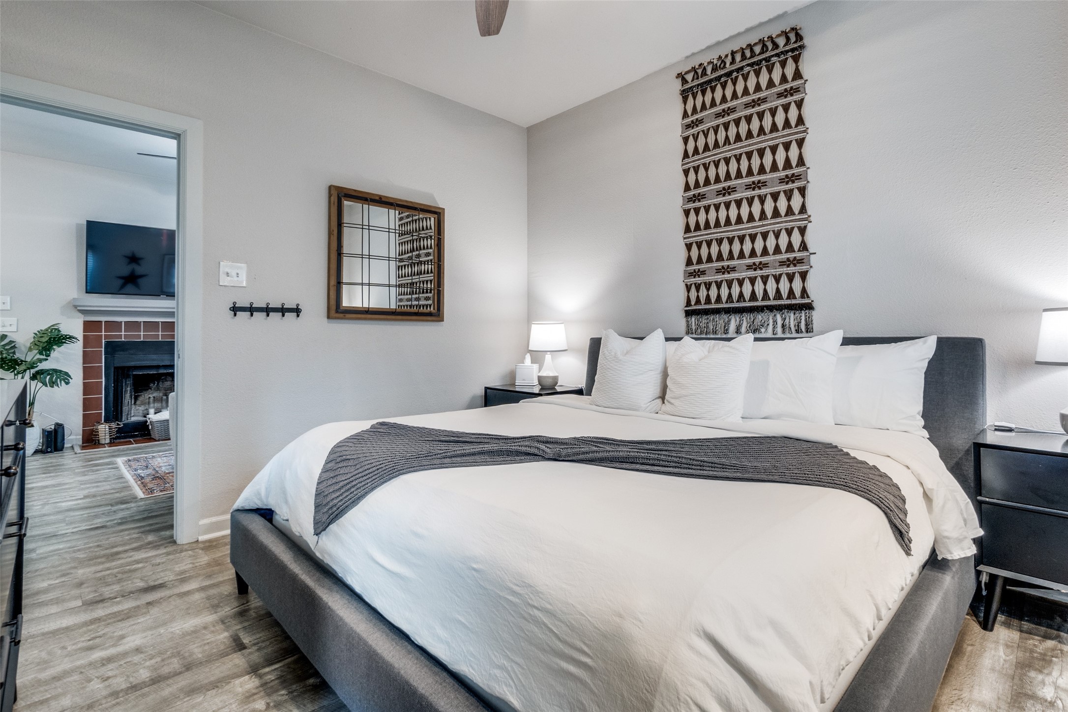 5963 Ross Avenue Dallas TX 75206