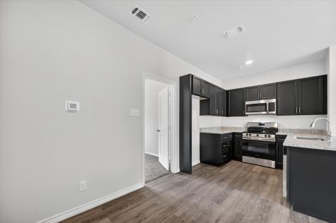 4800 W Lovers Lane Dallas TX 75209