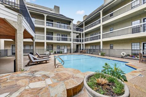 4800 W Lovers Lane Dallas TX 75209