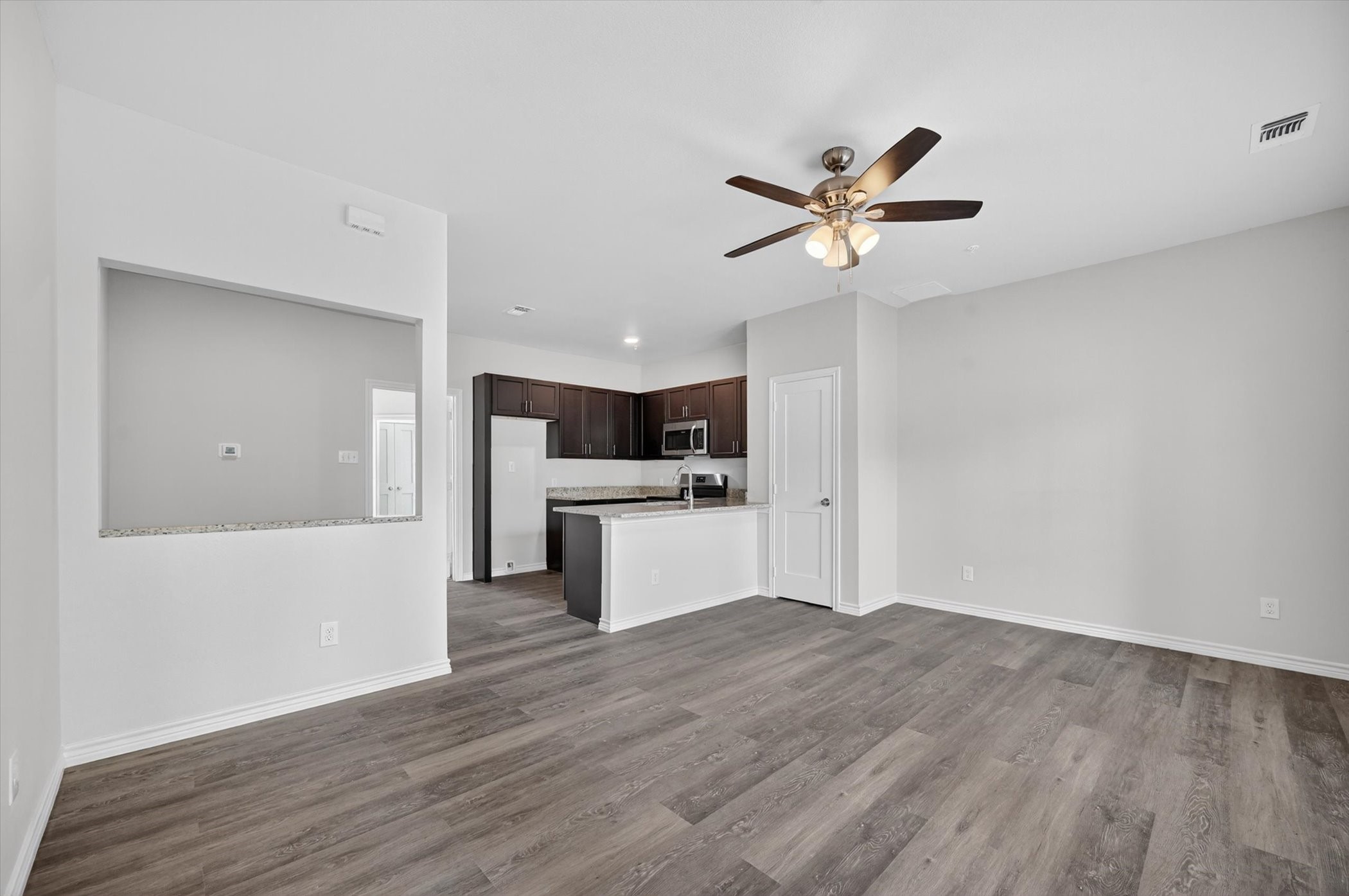 4800 W Lovers Lane Dallas TX 75209