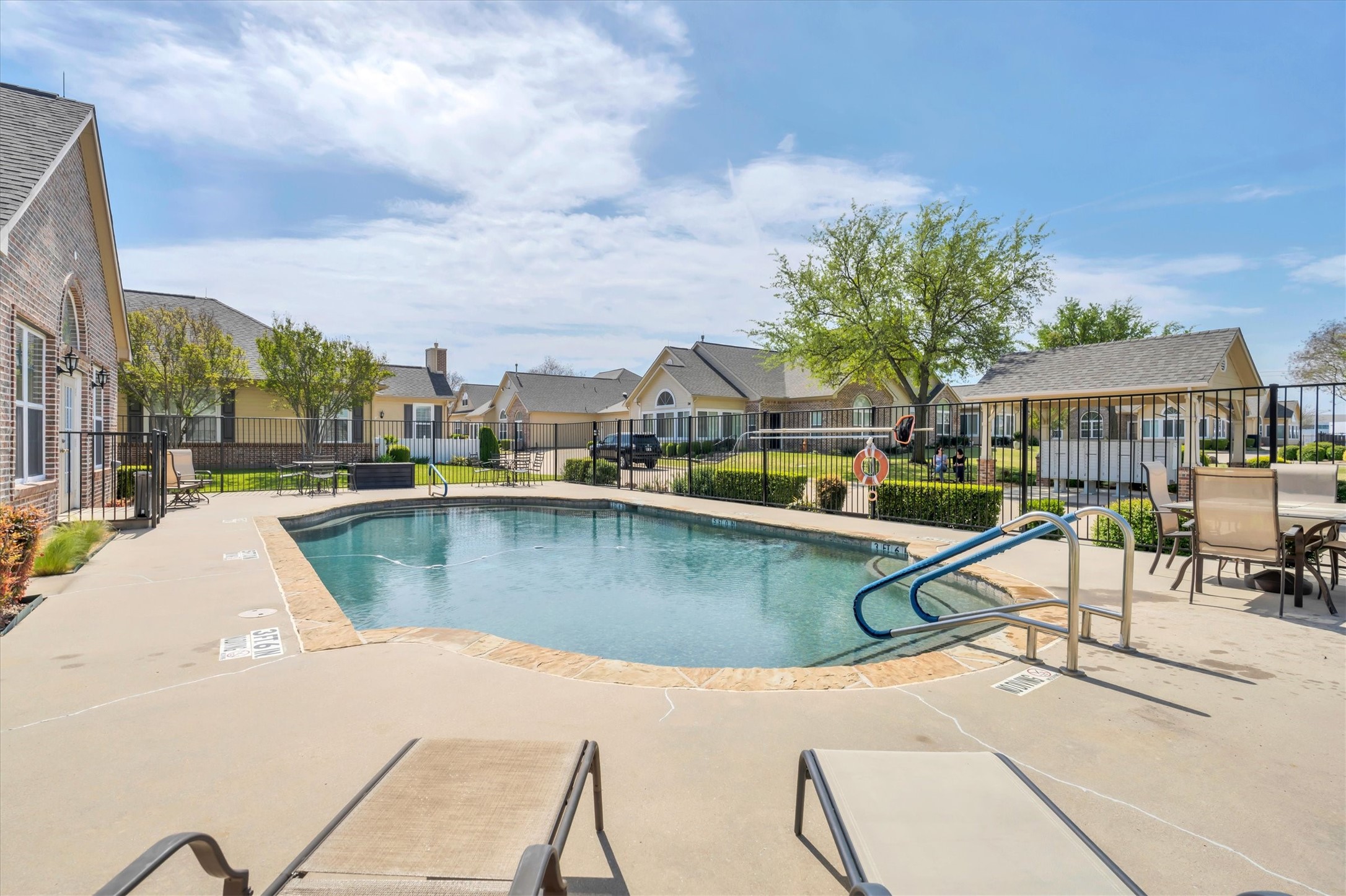 2601 Marsh Lane Plano TX 75093