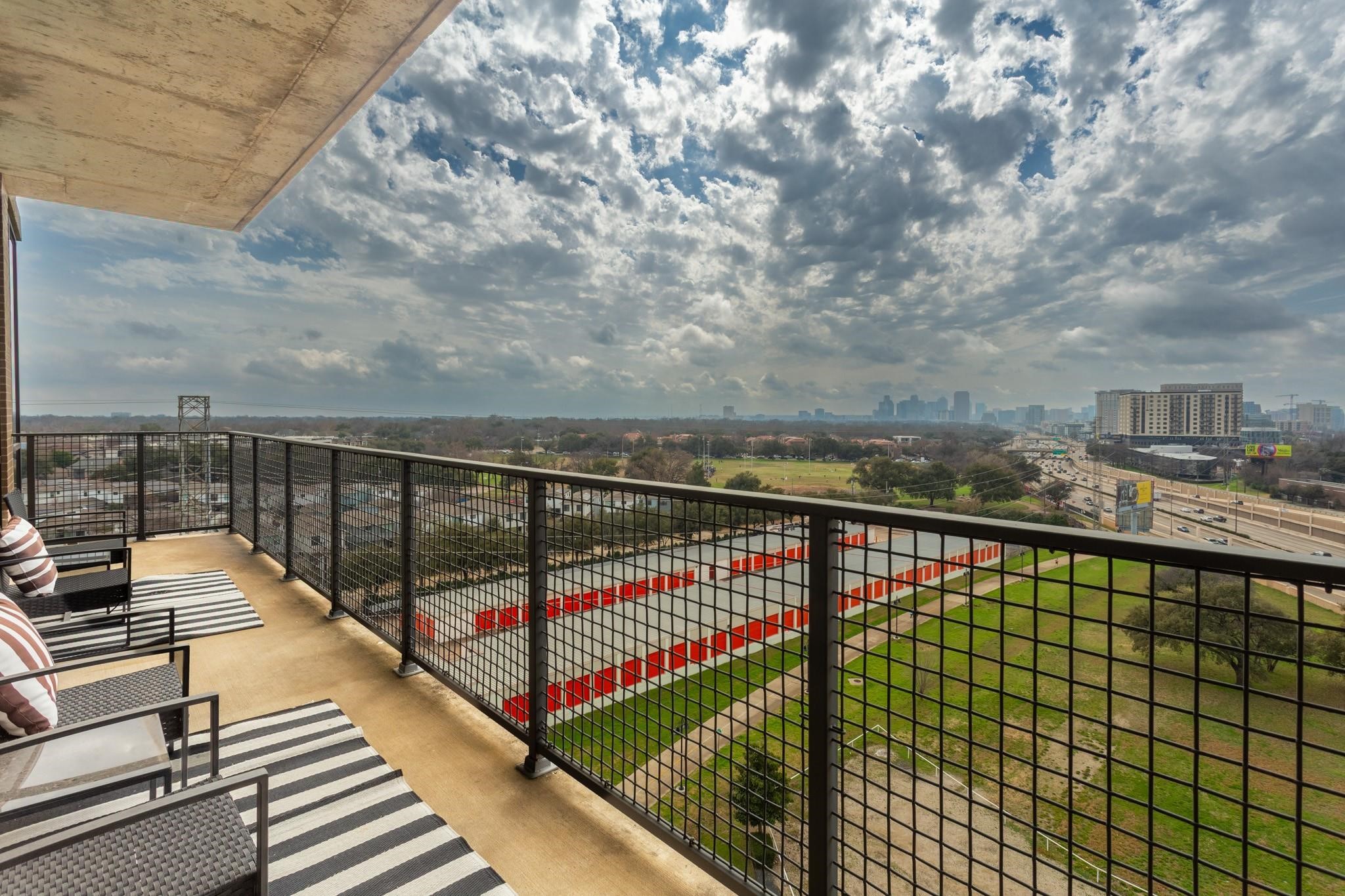 5656 N Central Expressway Dallas TX 75206