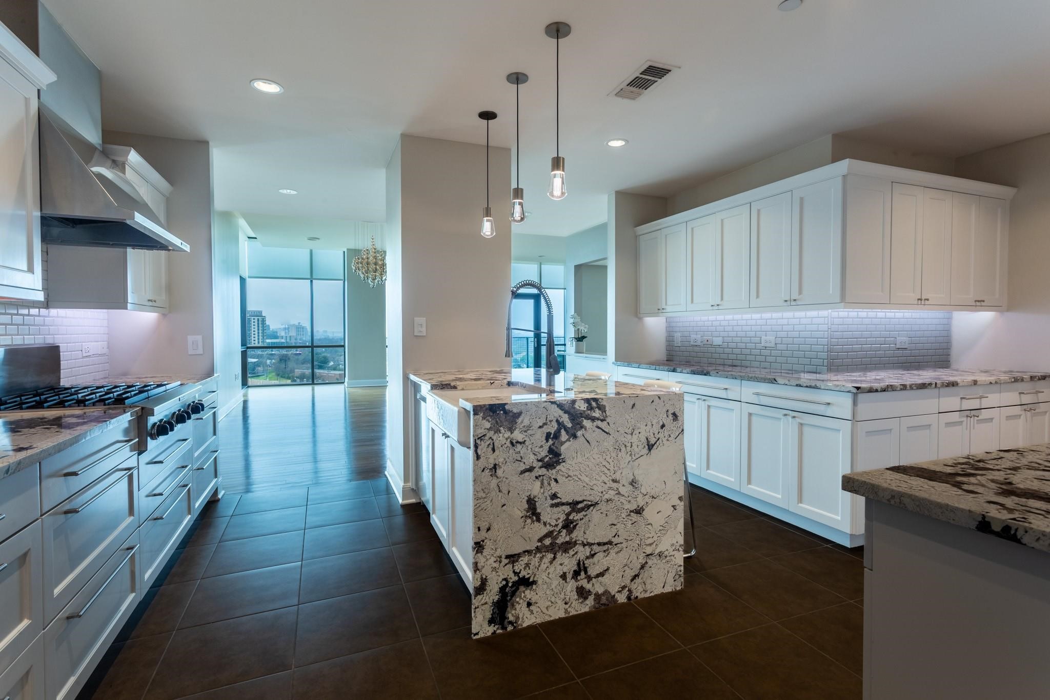 5656 N Central Expressway Dallas TX 75206