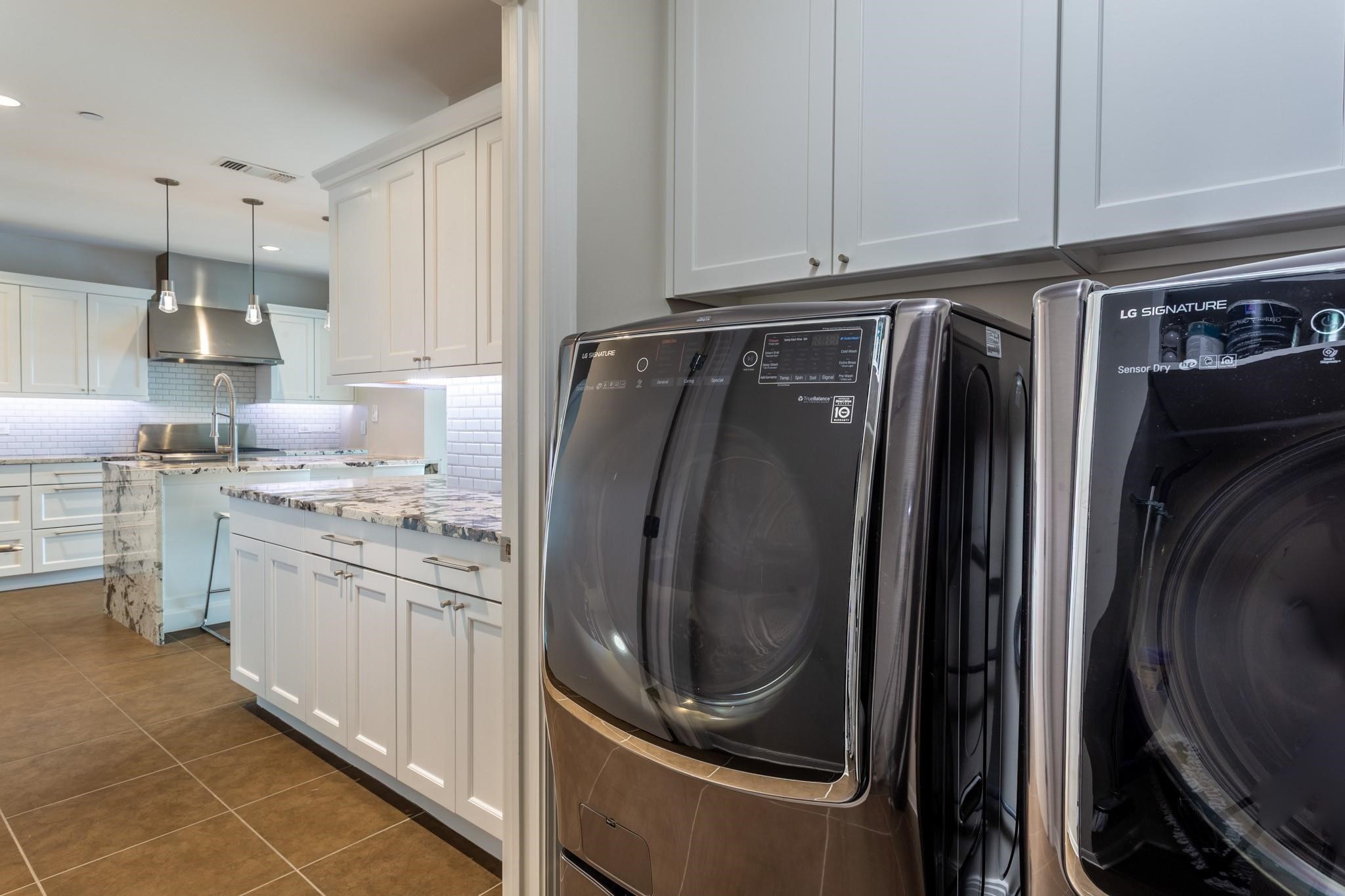 5656 N Central Expressway Dallas TX 75206