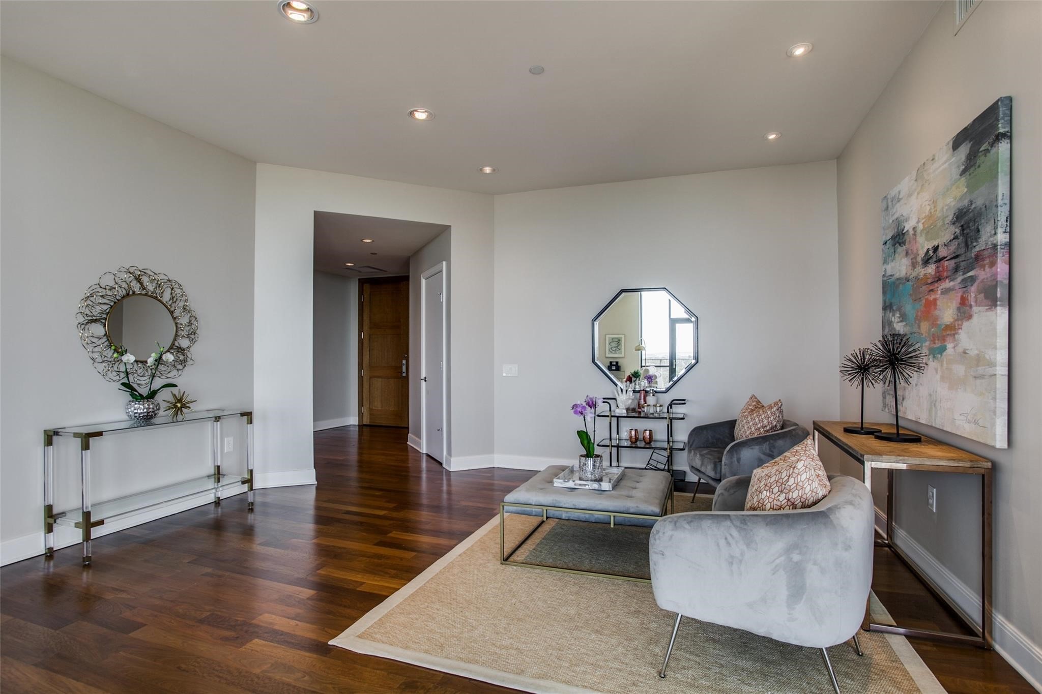 5656 N Central Expressway Dallas TX 75206