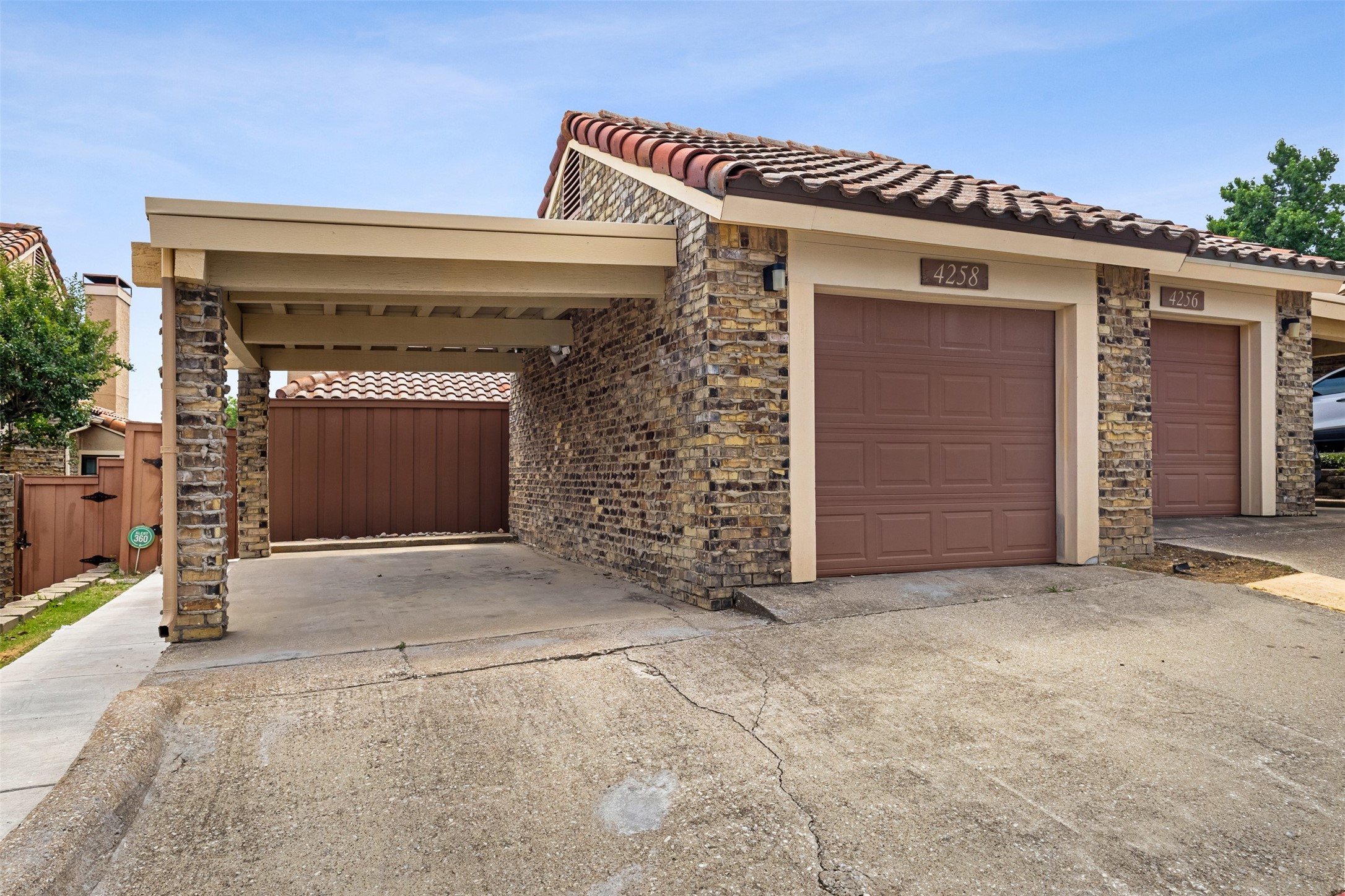 4258 Cuesta Drive Irving TX 75038