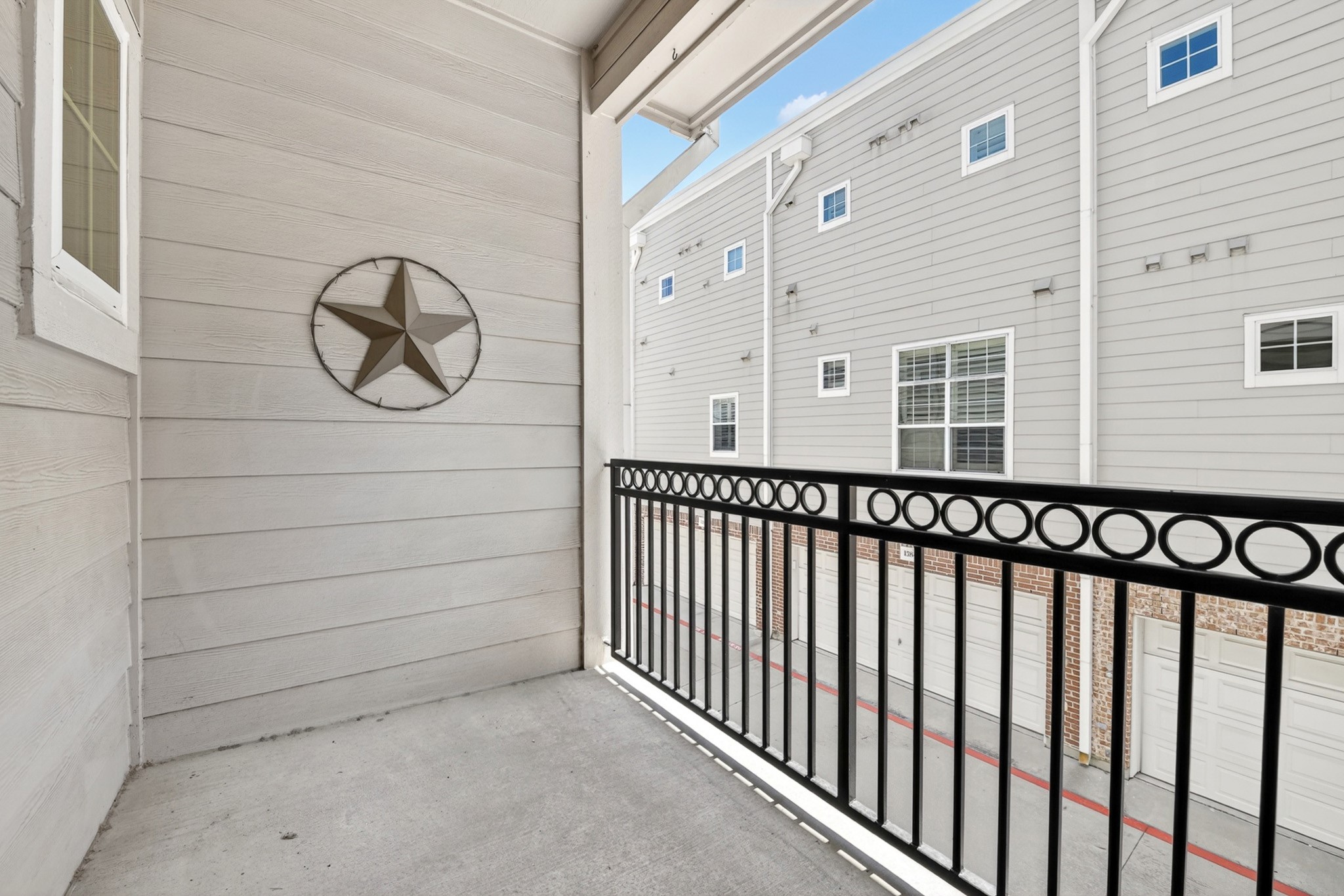 5026 Calloway Drive Addison TX 75001
